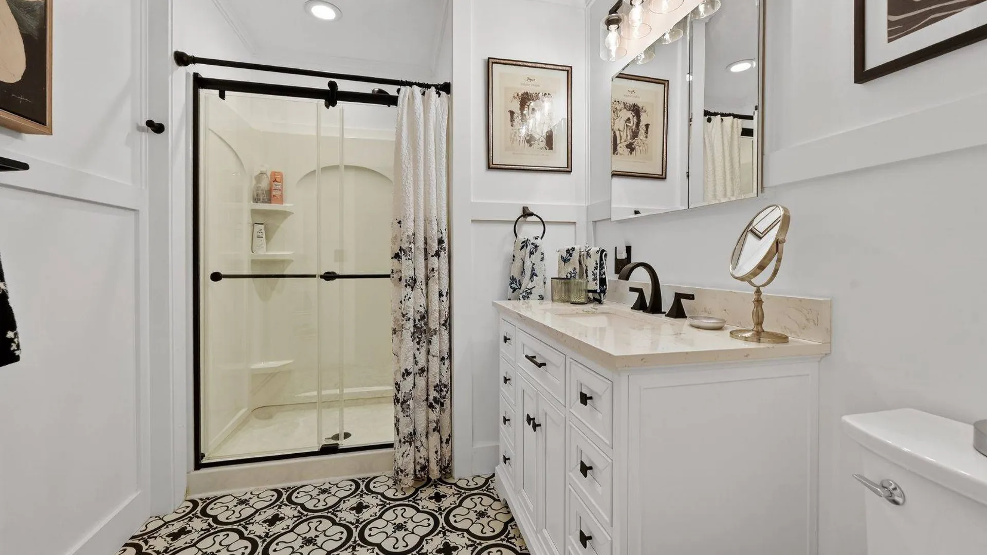 Property at 13 S Belmont Circle, Oneonta, NY 13820 21