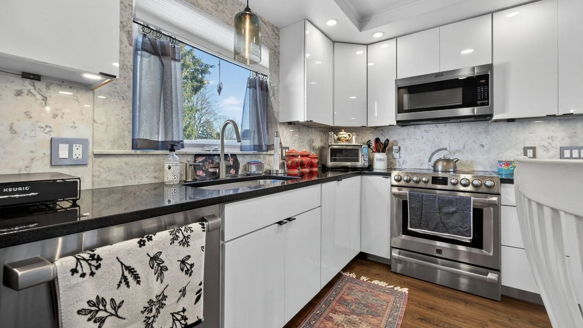 Property at 13 S Belmont Circle, Oneonta, NY 13820 42