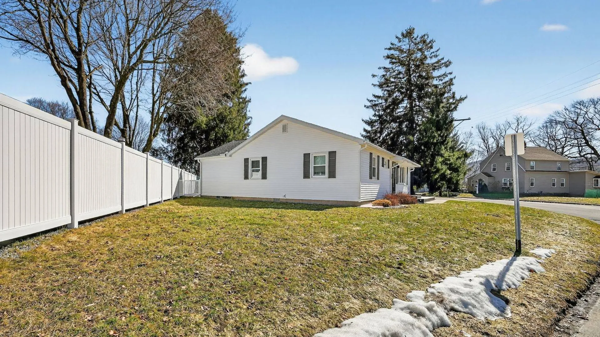 Property at 13 S Belmont Circle, Oneonta, NY 13820 8