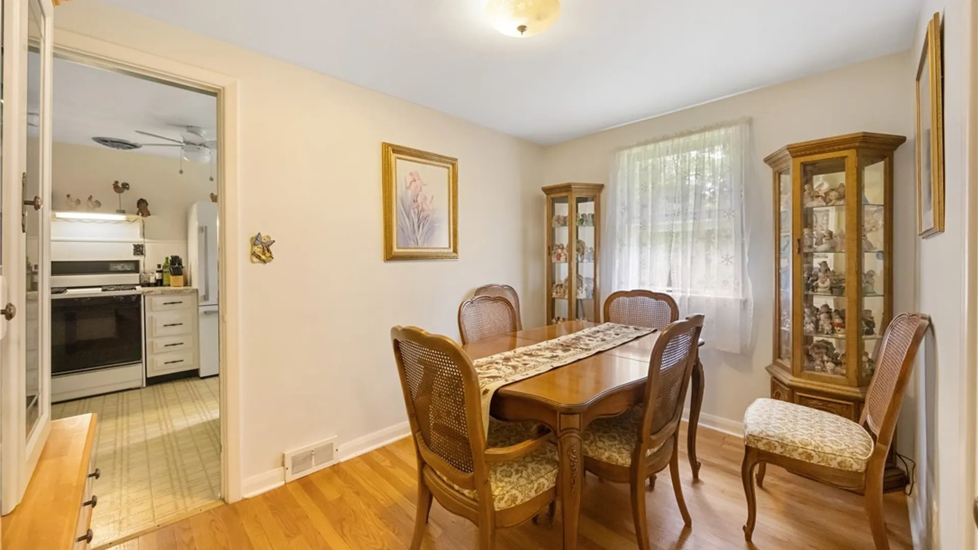 Property at 208 Harding Place, Syracuse, NY 13205 12