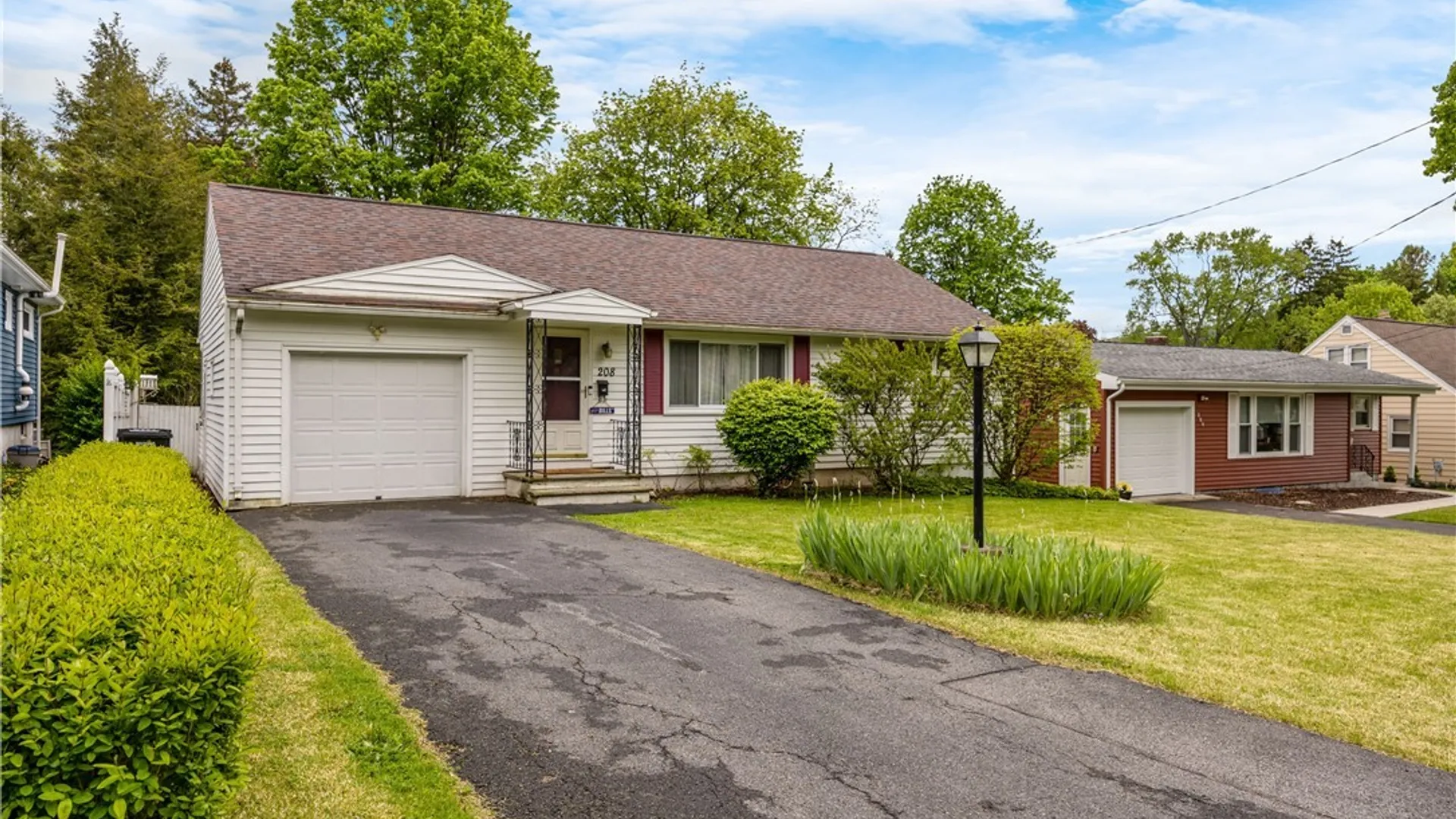 Property at 208 Harding Place, Syracuse, NY 13205 2