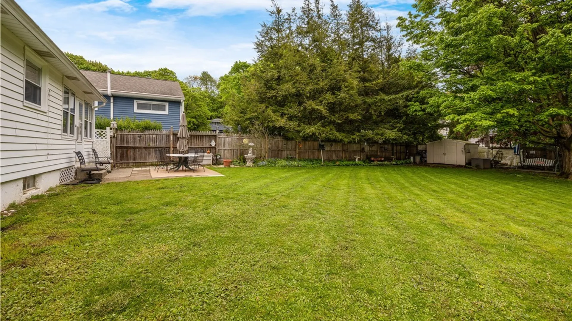 Property at 208 Harding Place, Syracuse, NY 13205 29