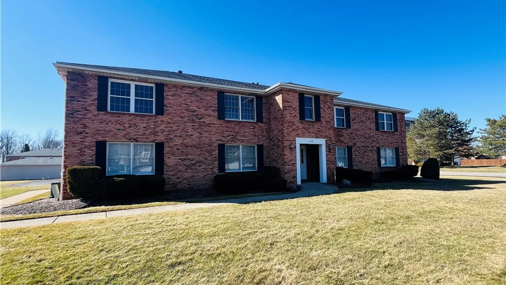 Property at 6868 Nickis Lane, Wheatfield, NY 14304 2