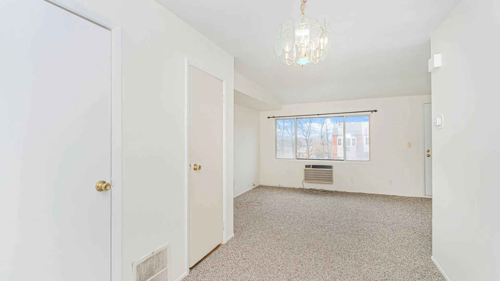 Property at 61 Francine court, Staten Island, NY 10306 5