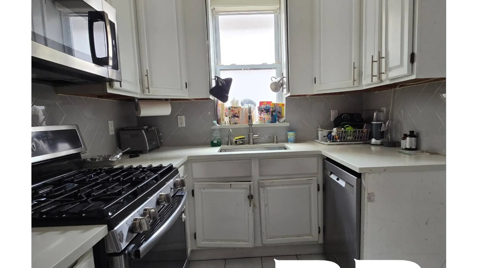 Property at 303 Avenue N, Brooklyn, NY 11230 5