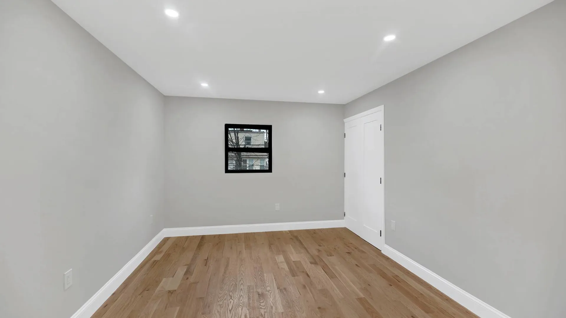 Property at 1242 east 100 street, brooklyn, NY 11236 14