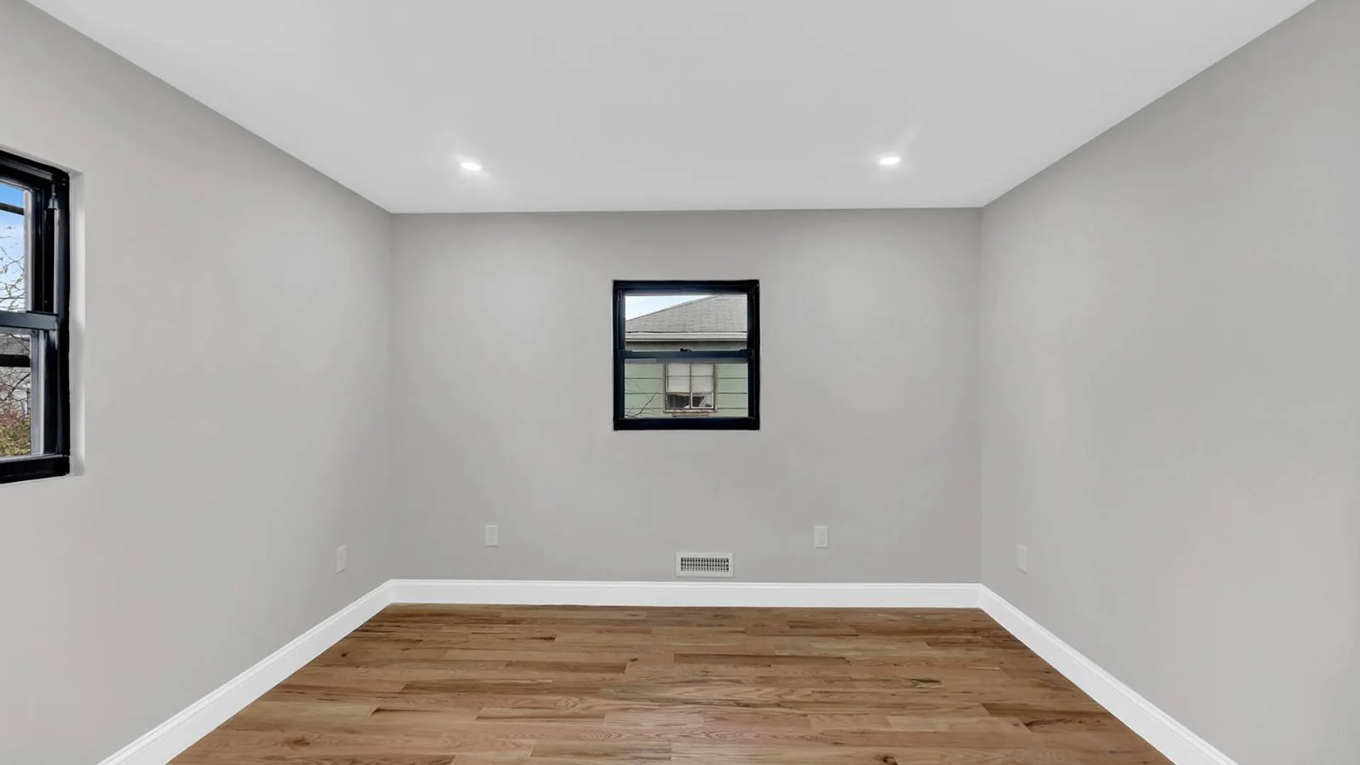 Property at 1242 east 100 street, brooklyn, NY 11236 17