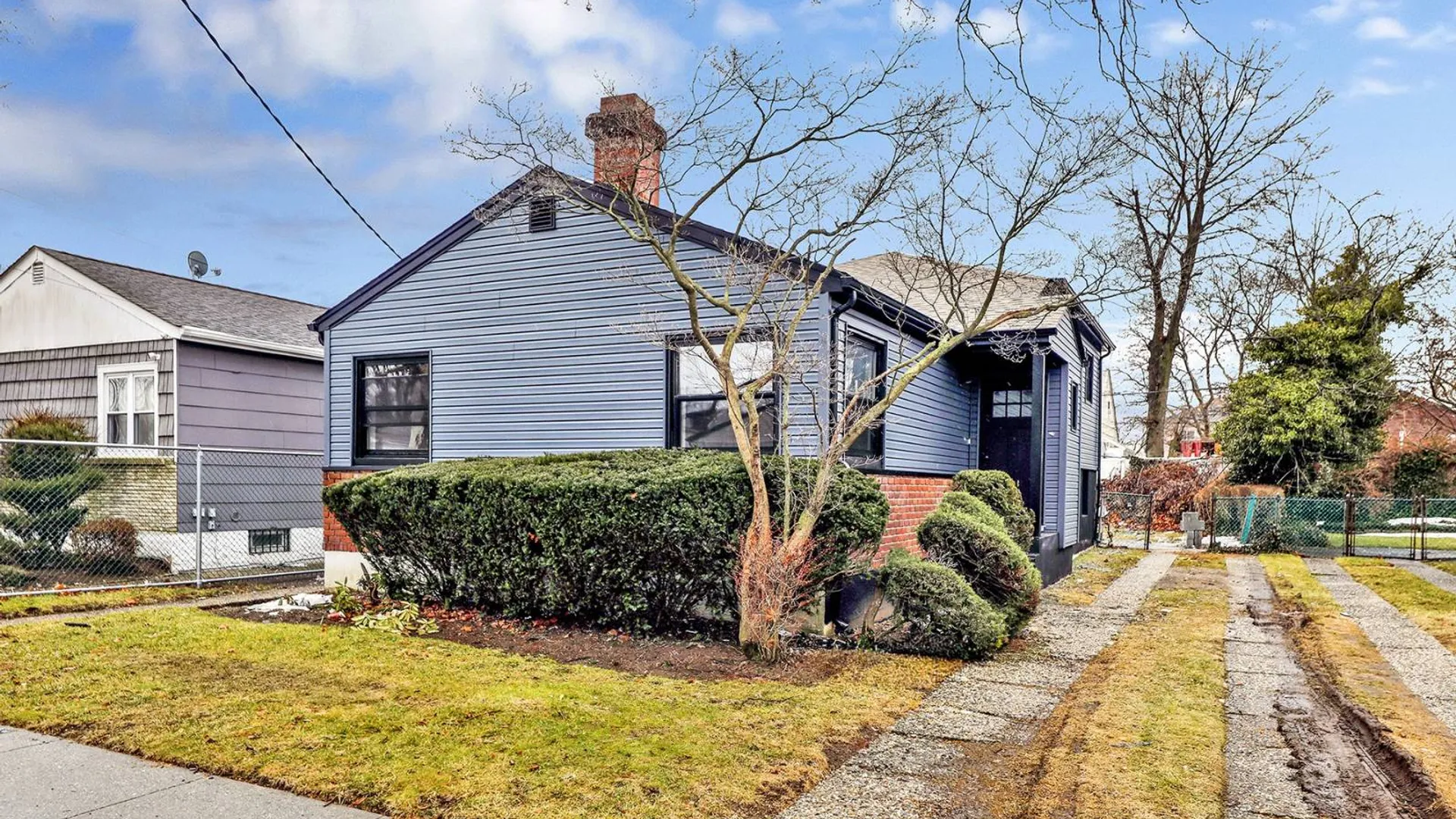 Property at 1242 east 100 street, brooklyn, NY 11236 4