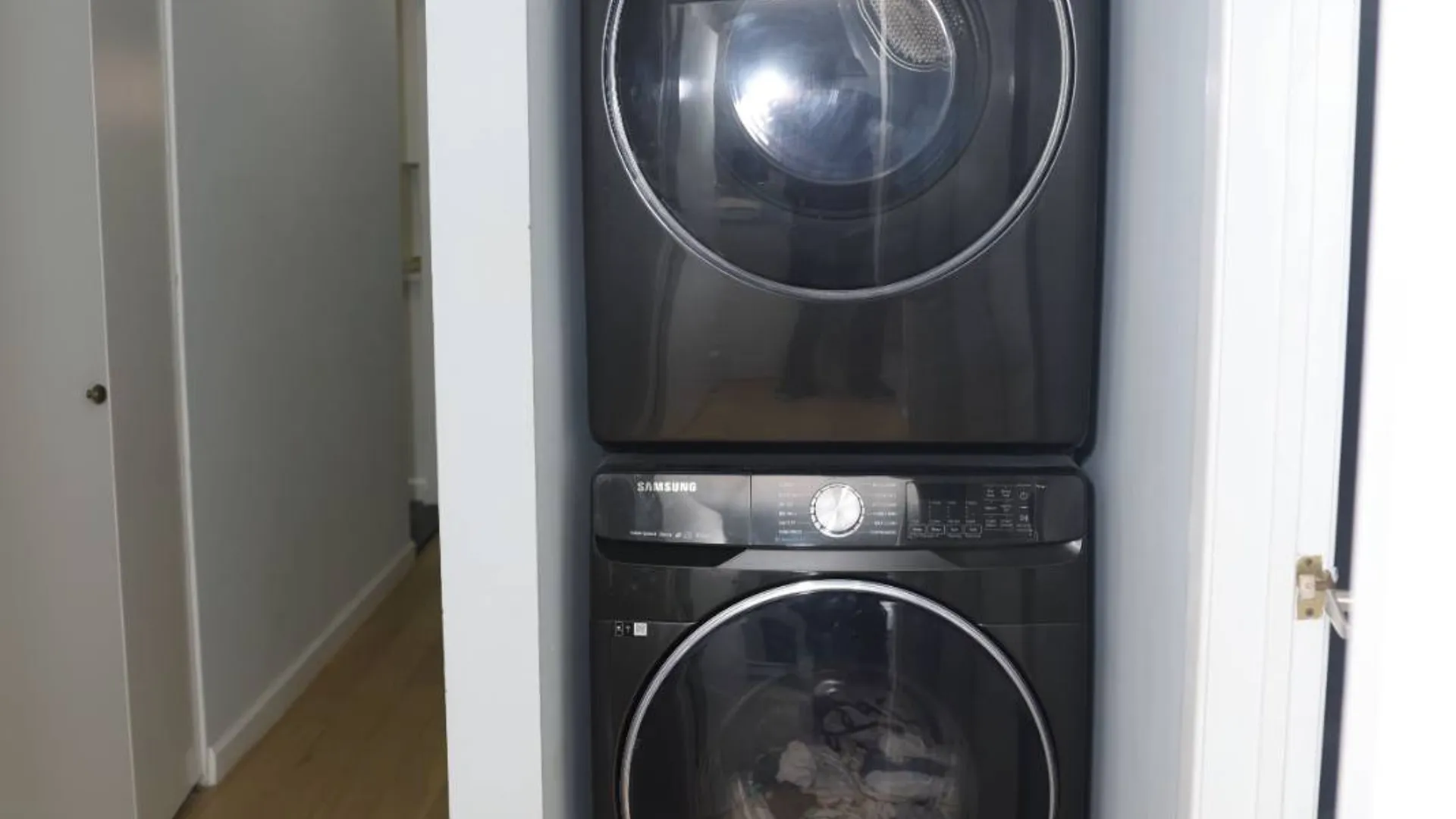 Property at 20701 Estates Drive, Bayside, NY 11360 16