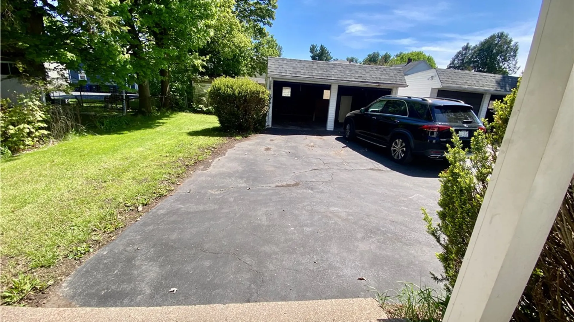 Property at 214 Magnolia Avenue, East Rochester, NY 14445 2