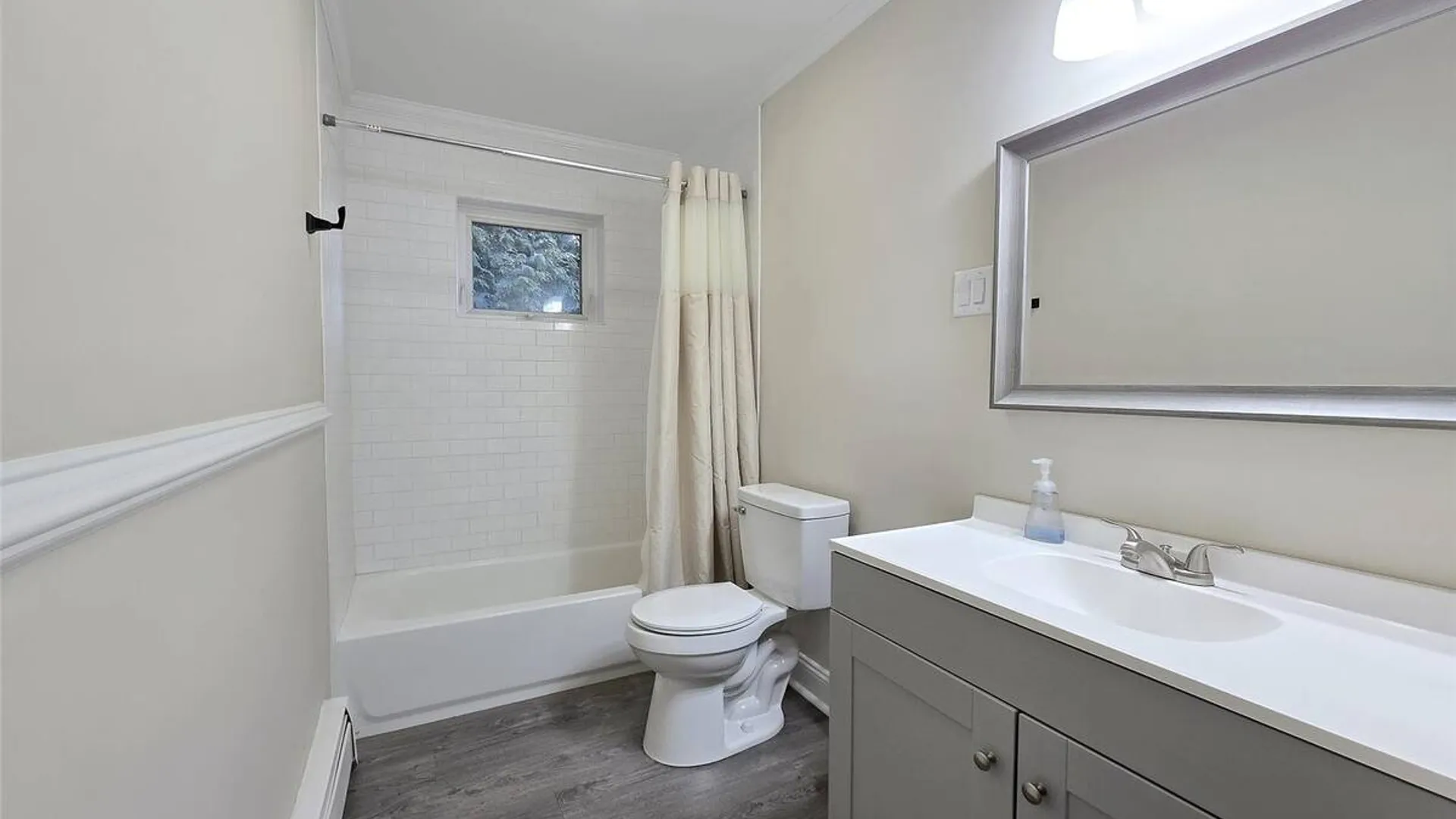 Property at 325 Dunton Avenue, East Patchogue, NY 11772 14