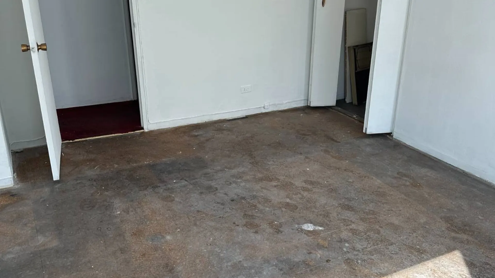 Property at 3215 Avenue H, Brooklyn, NY 11210 32