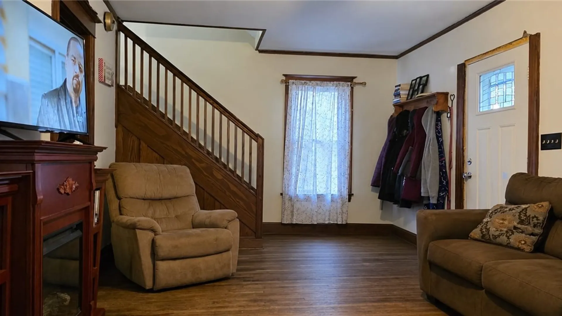 Property at 17 Elmwood Avenue, Sodus, NY 14551 14