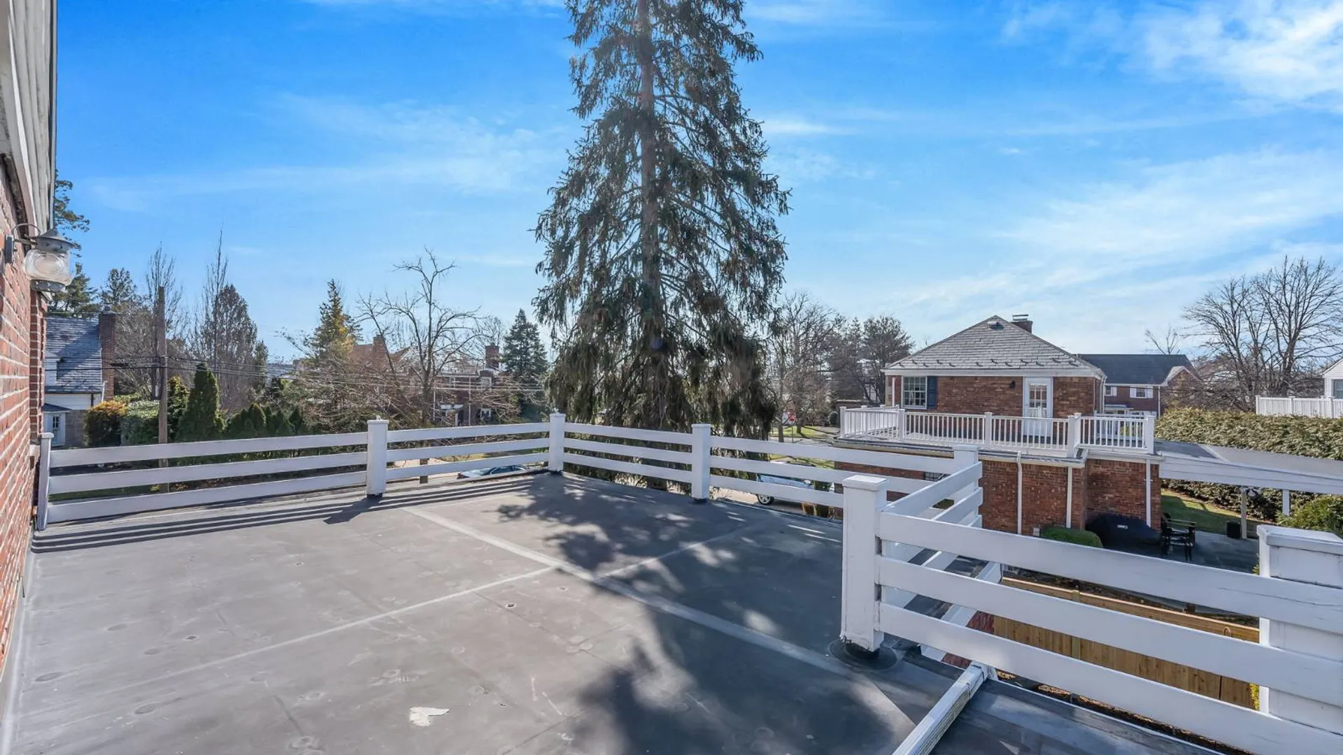 Property at 15 Seeley Ct, Malverne, NY 11565 29