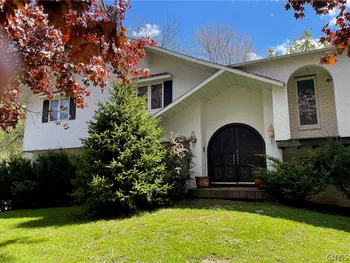 517 Hatherleigh Drive, Geddes, NY 13209