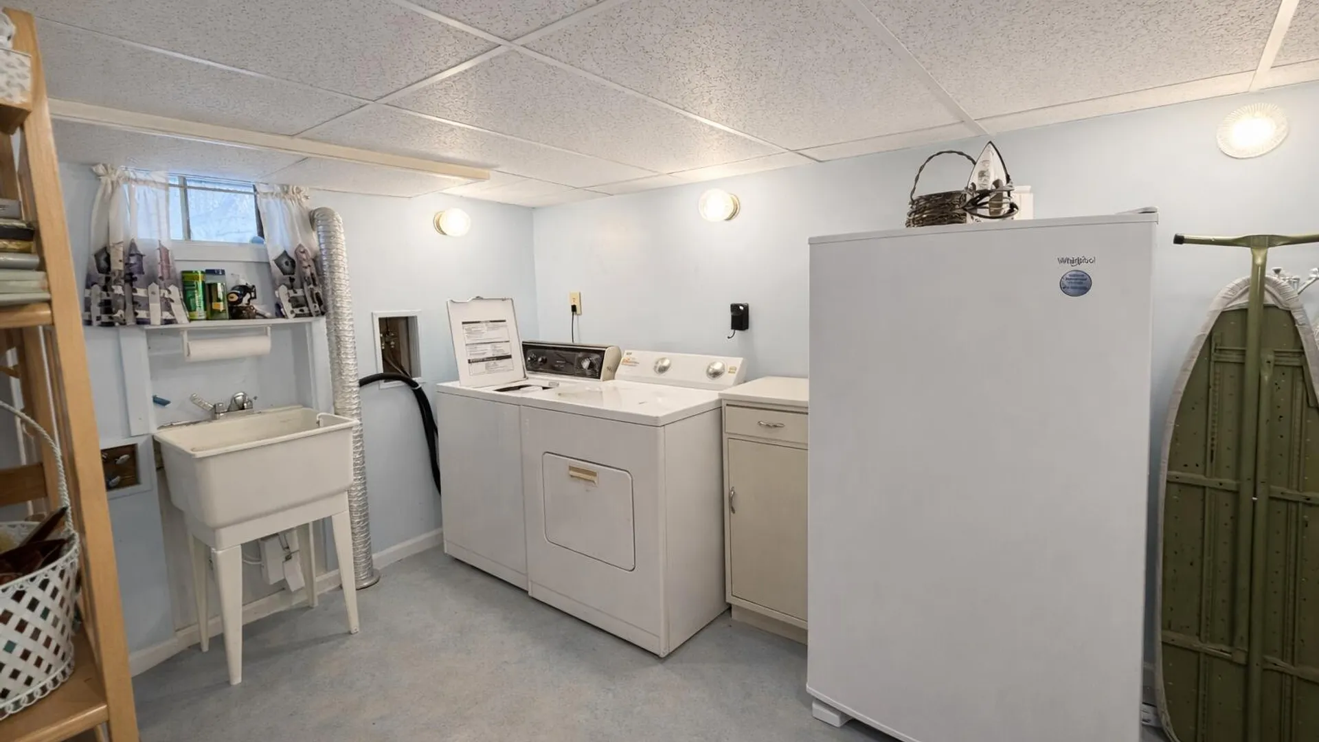 Property at 1450 Baker Avenue, Niskayuna, NY 12309 21