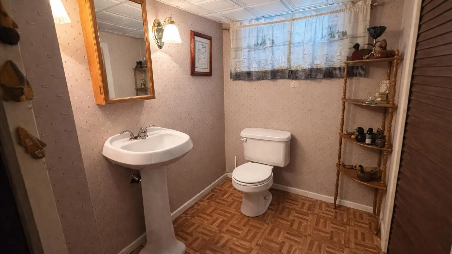 Property at 1450 Baker Avenue, Niskayuna, NY 12309 34