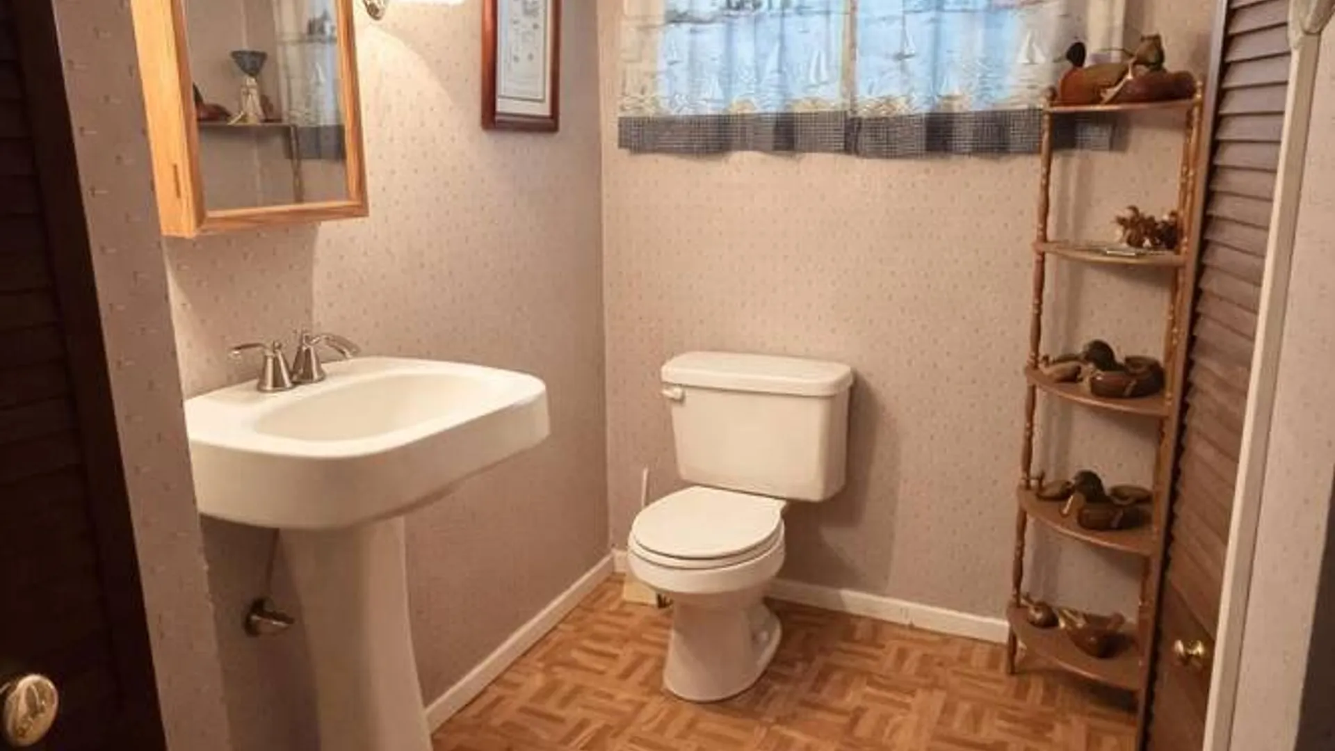 Property at 1450 Baker Avenue, Niskayuna, NY 12309 35