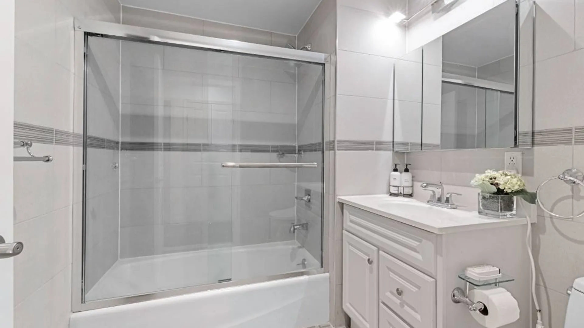 Property at 109-15 72nd Road, Forest Hills, NY 11375 10