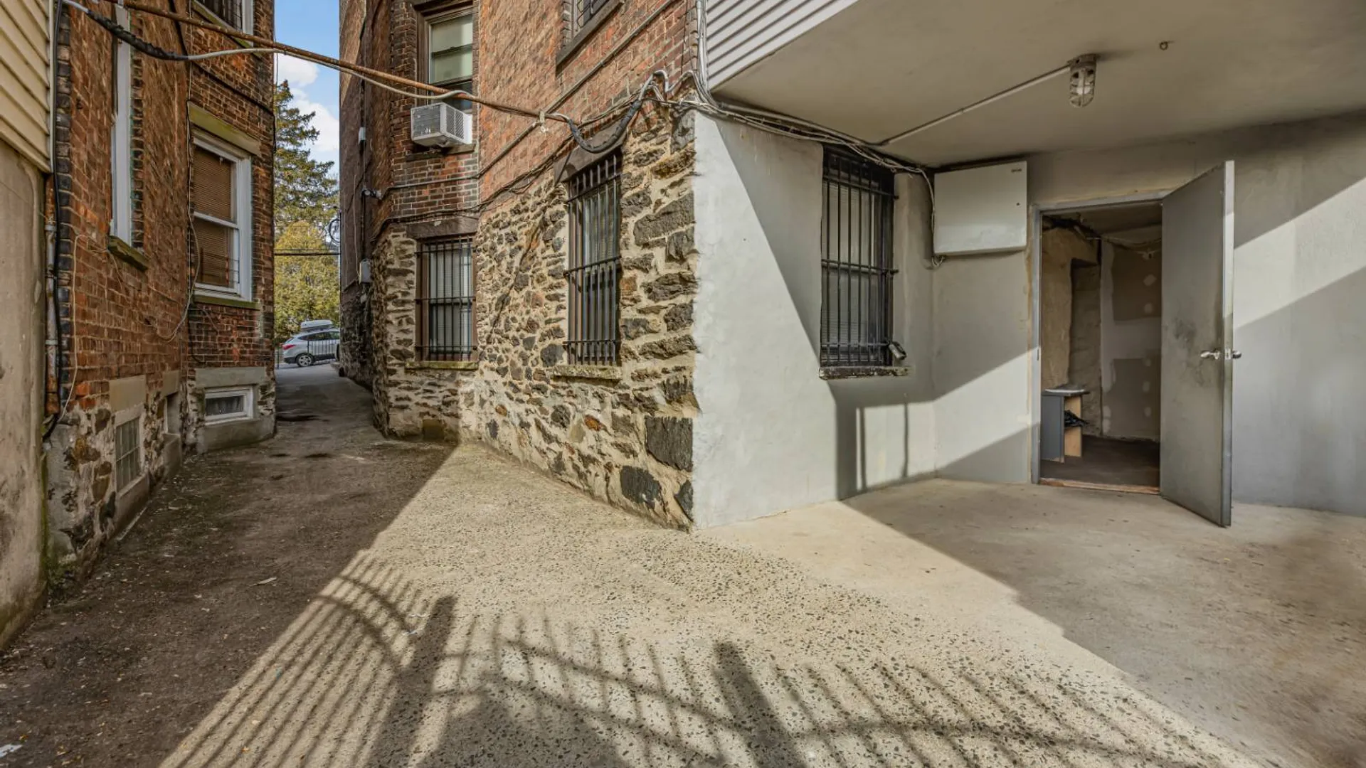 Property at 20 Locust Hill Ave, Yonkers, NY 10701 27