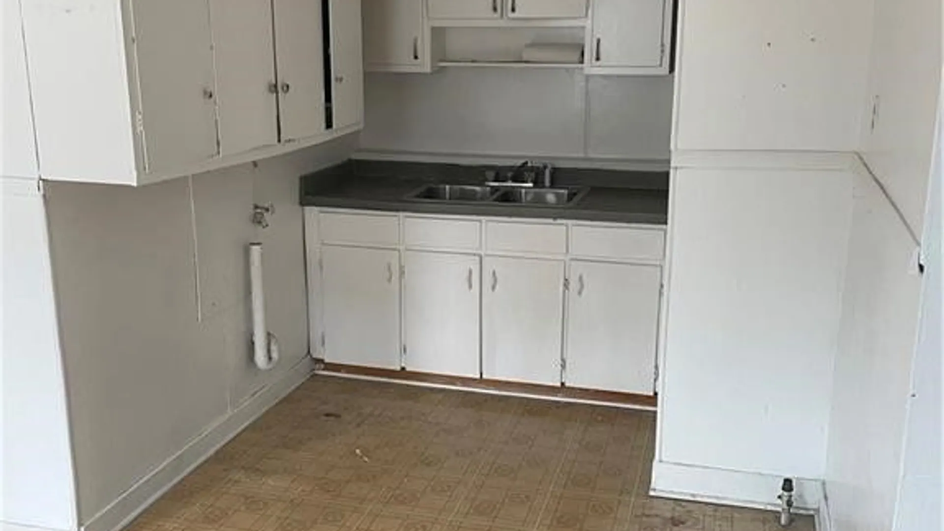 Property at 226 Longnecker Street, Buffalo, NY 14206 15