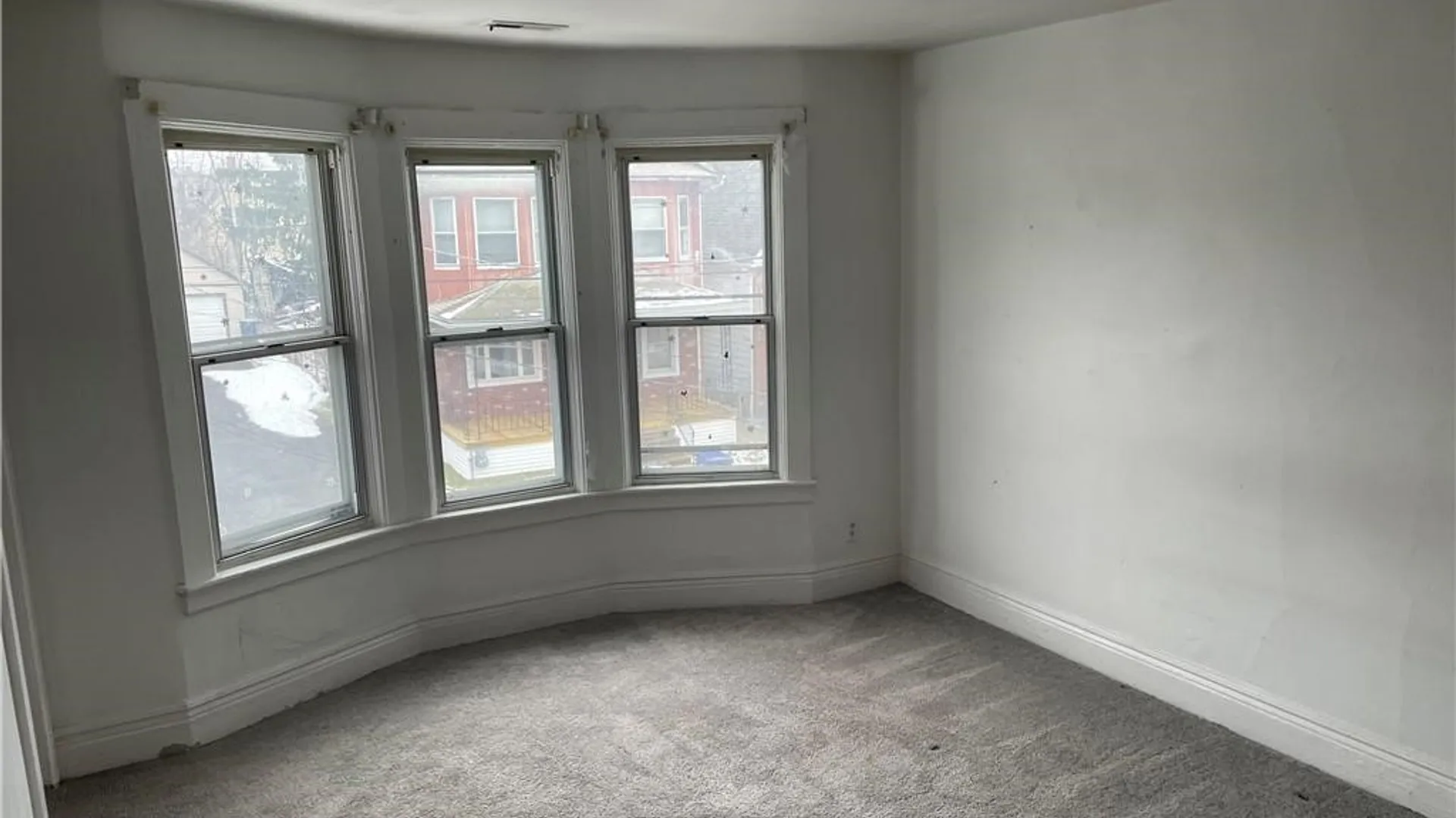 Property at 226 Longnecker Street, Buffalo, NY 14206 4