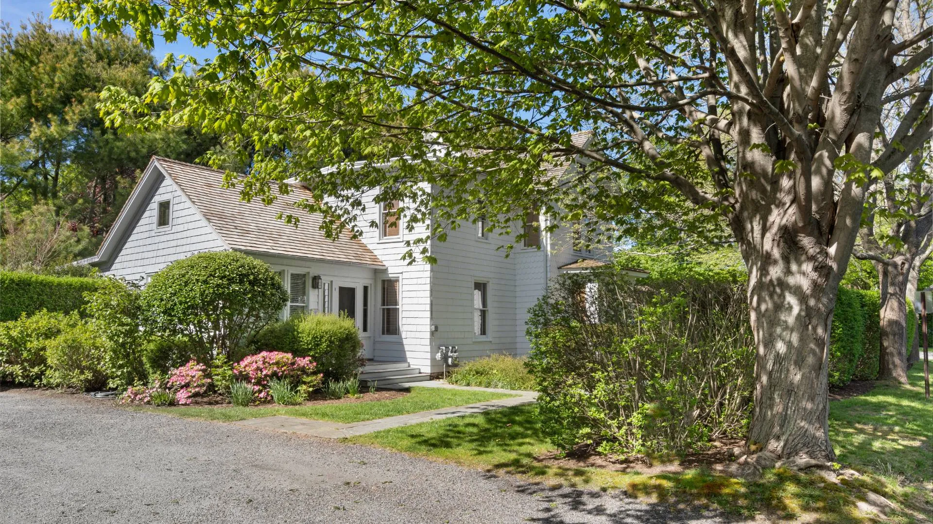 Property at 209 Elm Street, Southampton, NY 11968 22