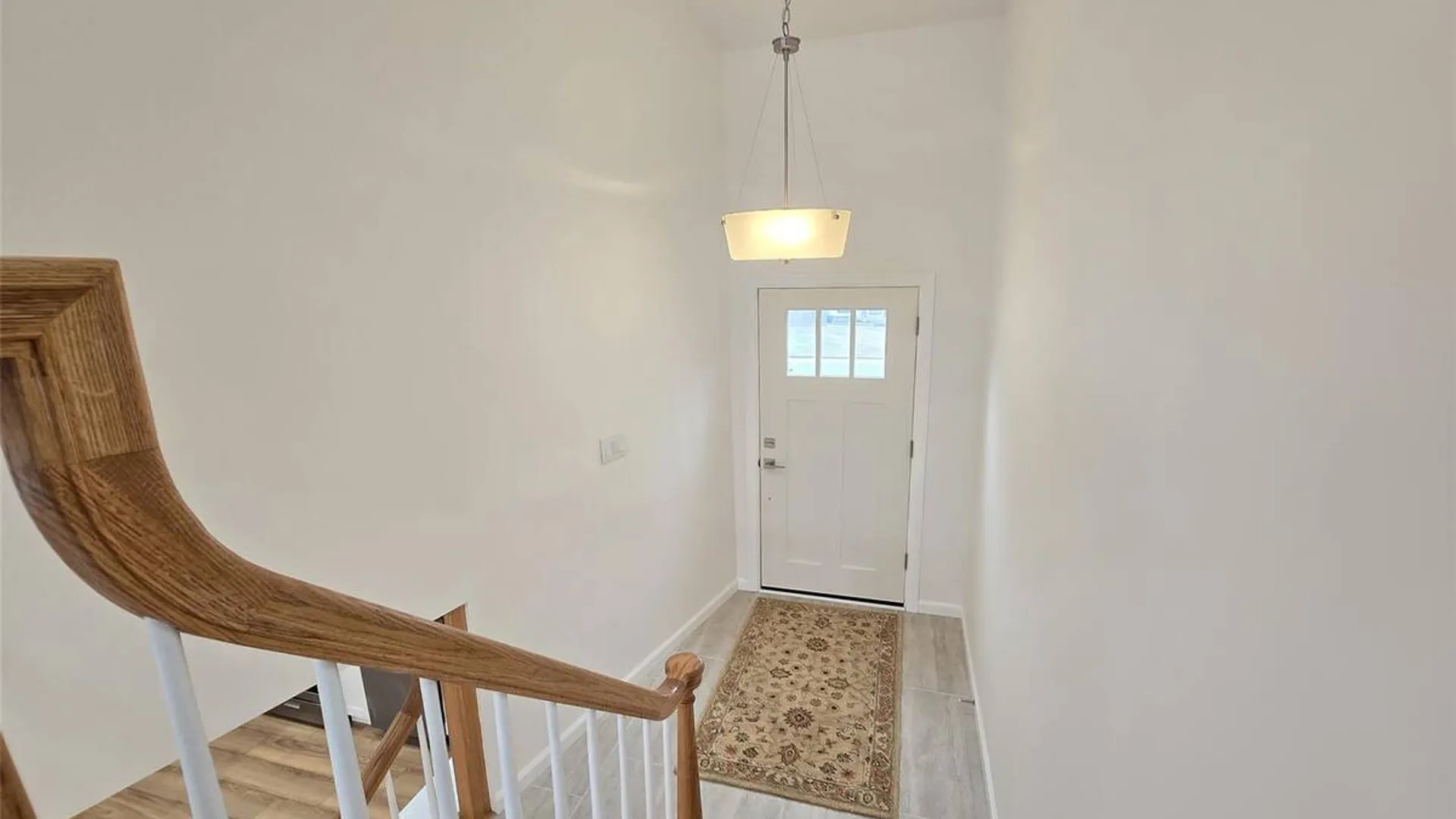 Property at 21 Possum Lane, East Setauket, NY 11733 12