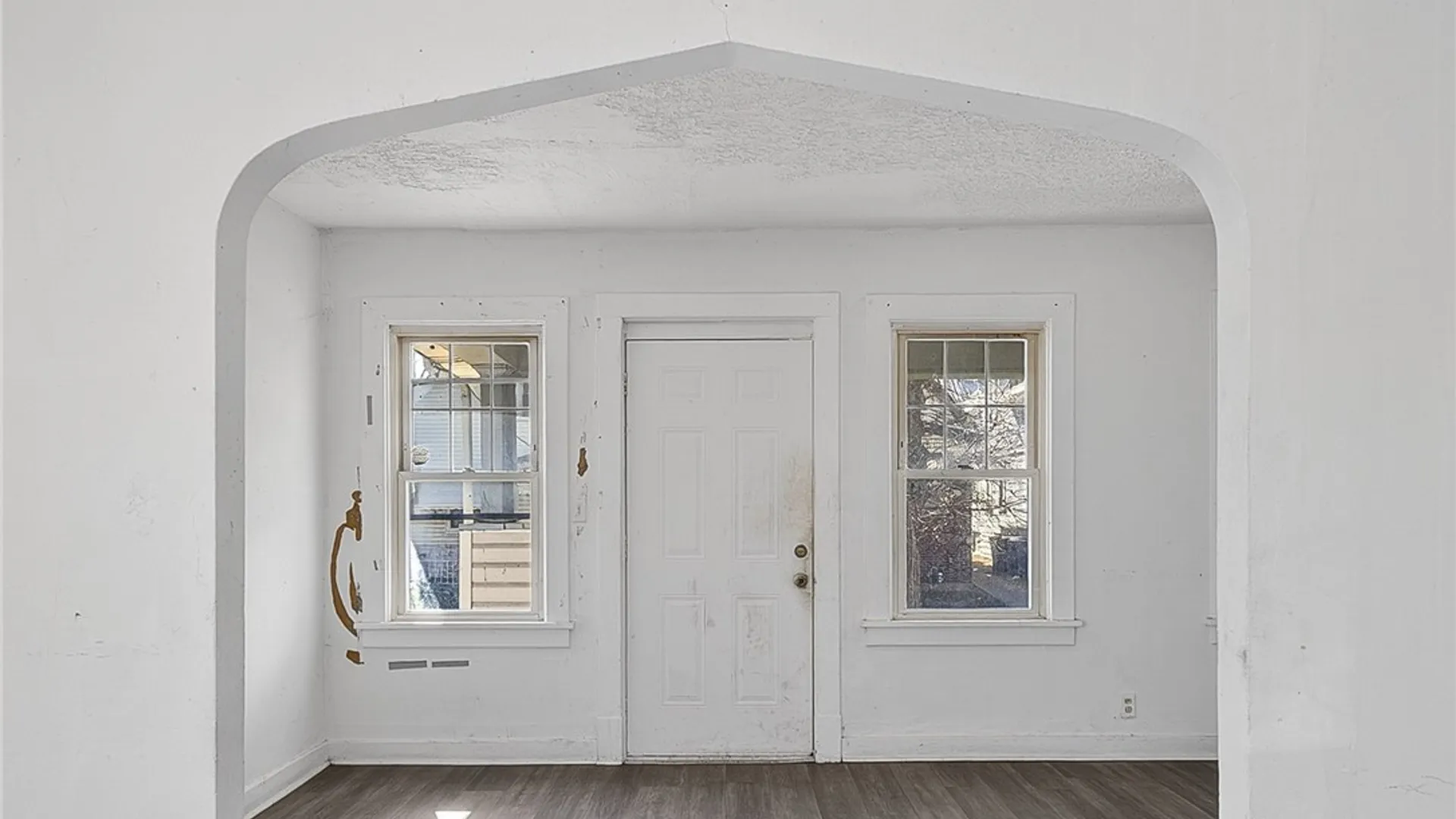 Property at 47 Birch Place, Buffalo, NY 14215 12