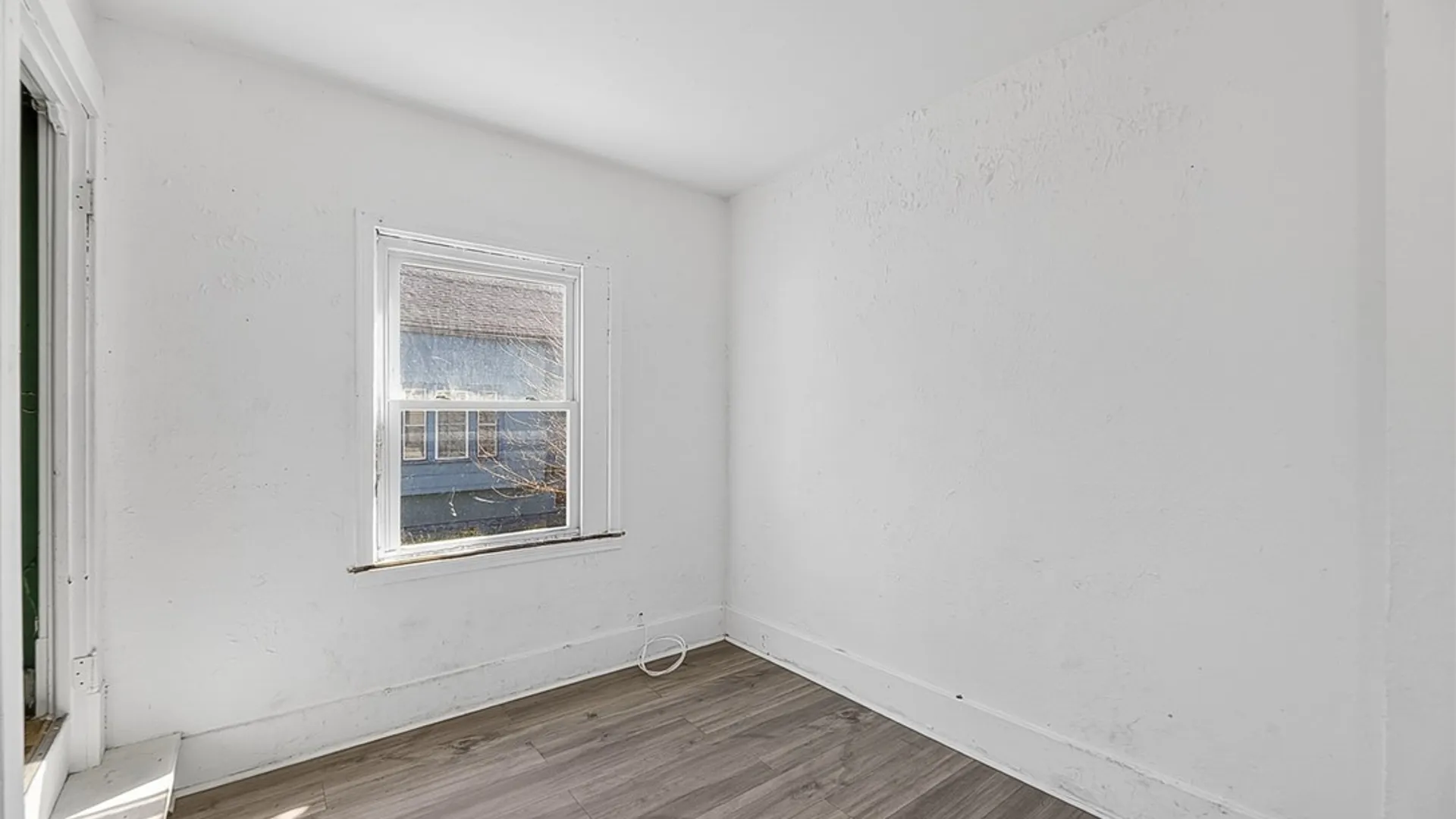 Property at 47 Birch Place, Buffalo, NY 14215 24
