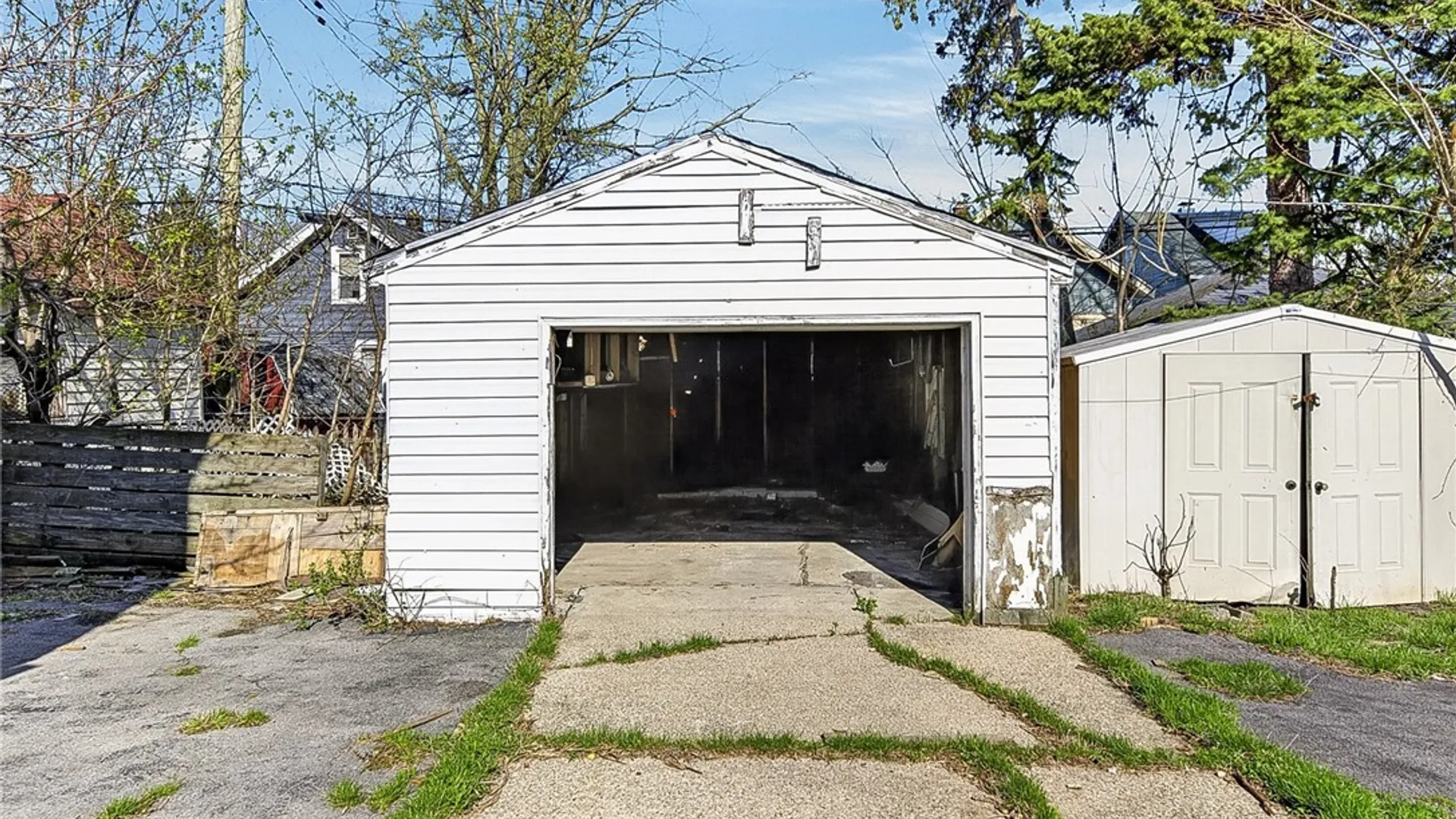 Property at 47 Birch Place, Buffalo, NY 14215 40
