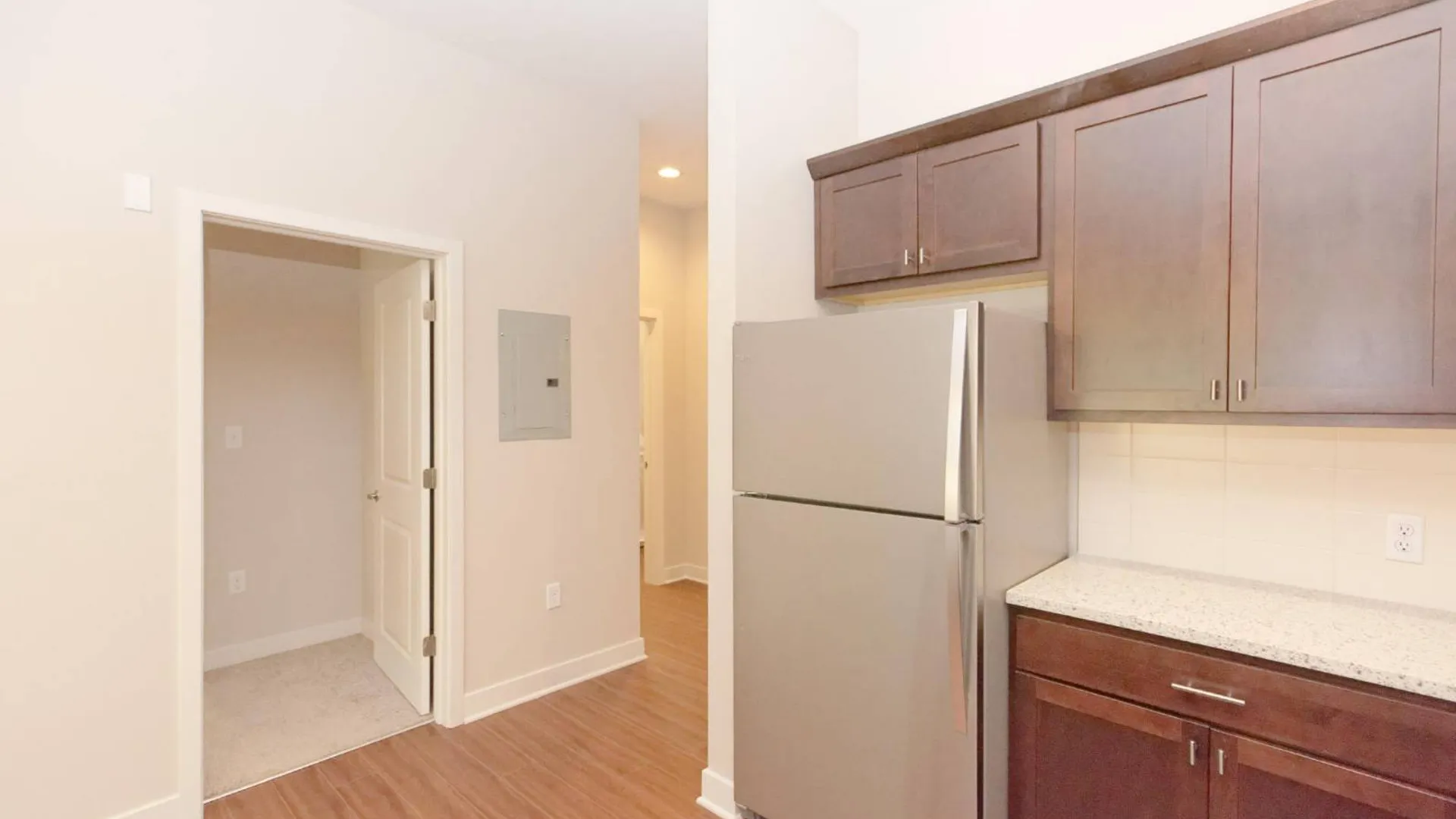 Property at 101 Nott Terrace, Schenectady, NY 12308 4