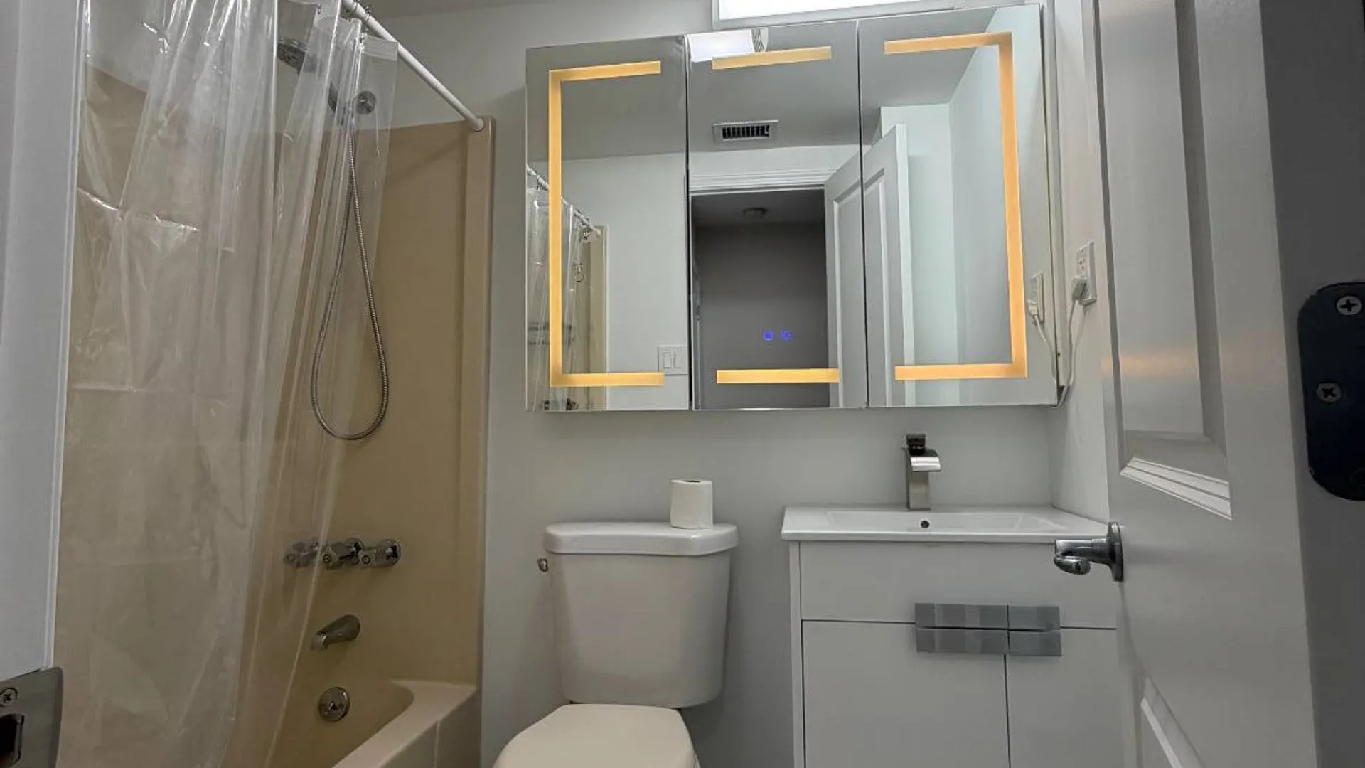 Property at 2811 E 26th ST, Brooklyn, NY 11235 11