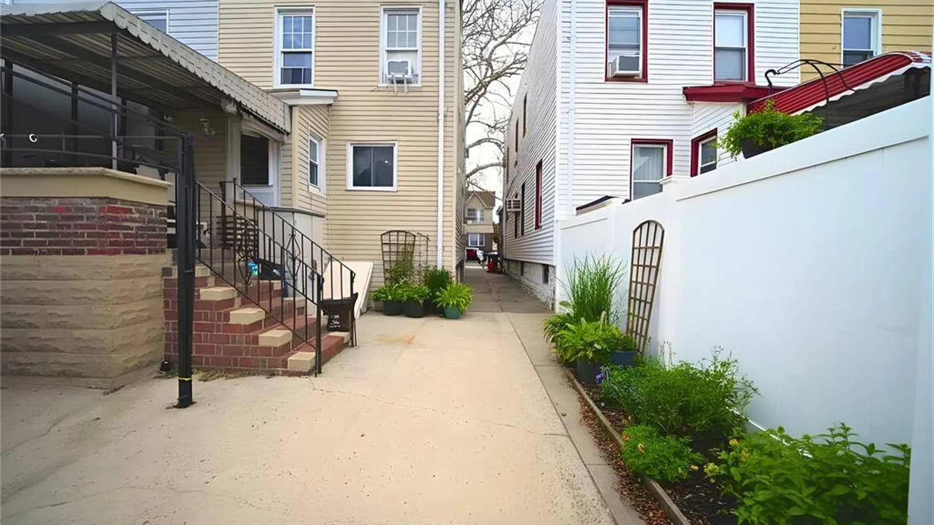 Property at 6204 62nd Road, Middle Village, NY 11379 16