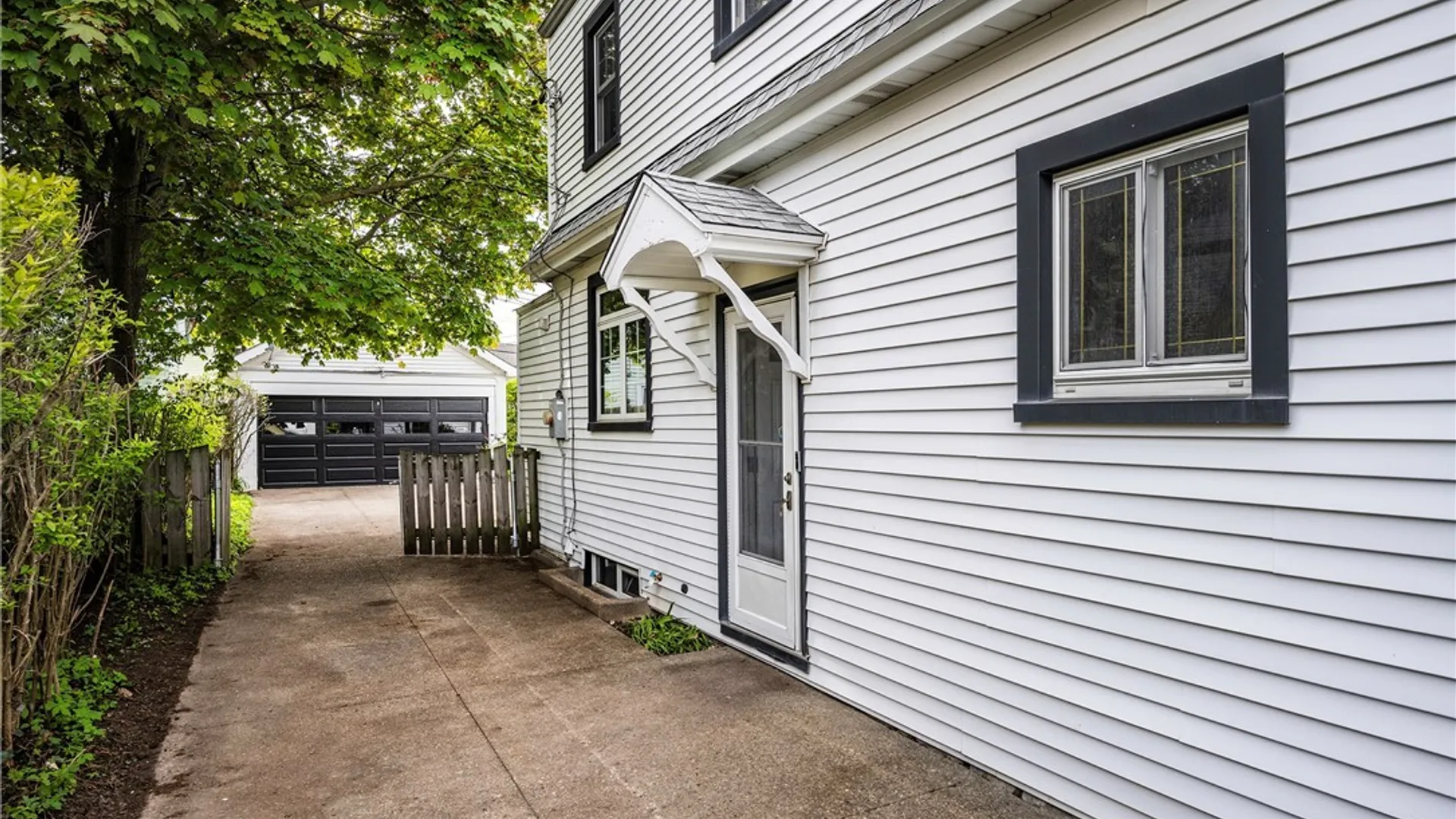 Property at 20 Arundel Road, Buffalo, NY 14216 40