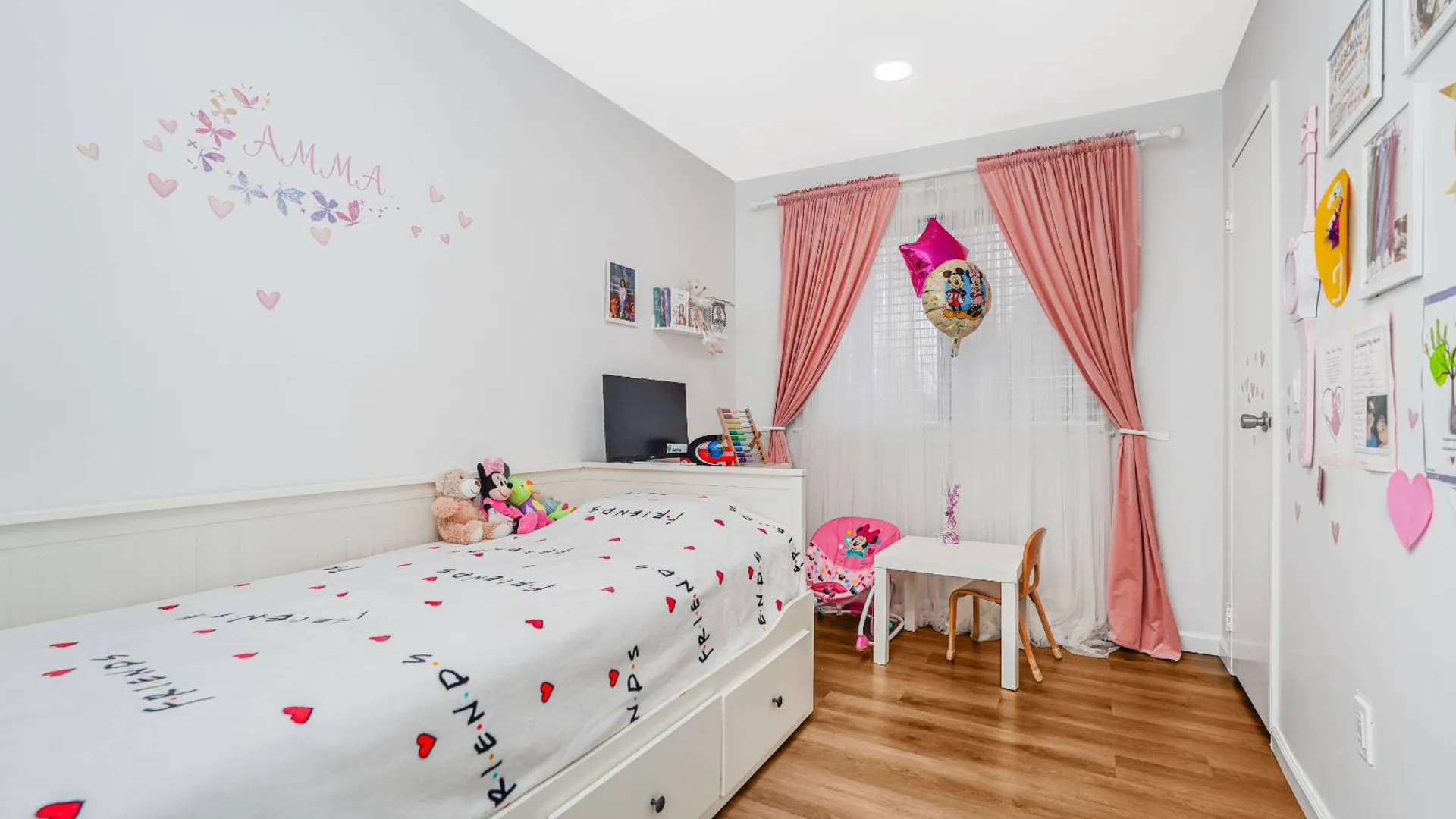 Property at 82 Belmar Dr W, Staten Island, NY 10314 17