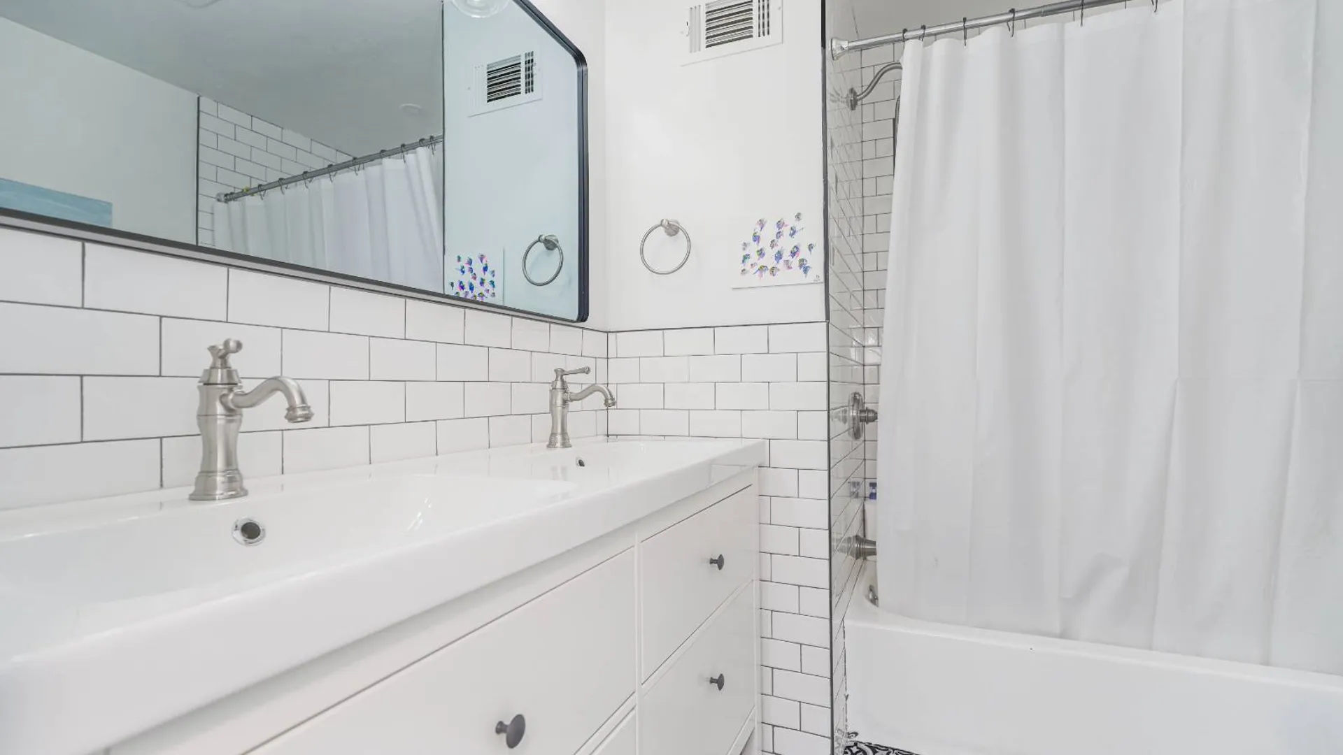 Property at 82 Belmar Dr W, Staten Island, NY 10314 20