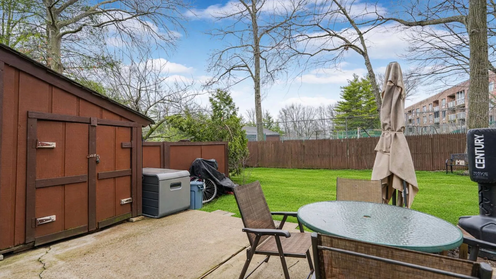Property at 82 Belmar Dr W, Staten Island, NY 10314 29