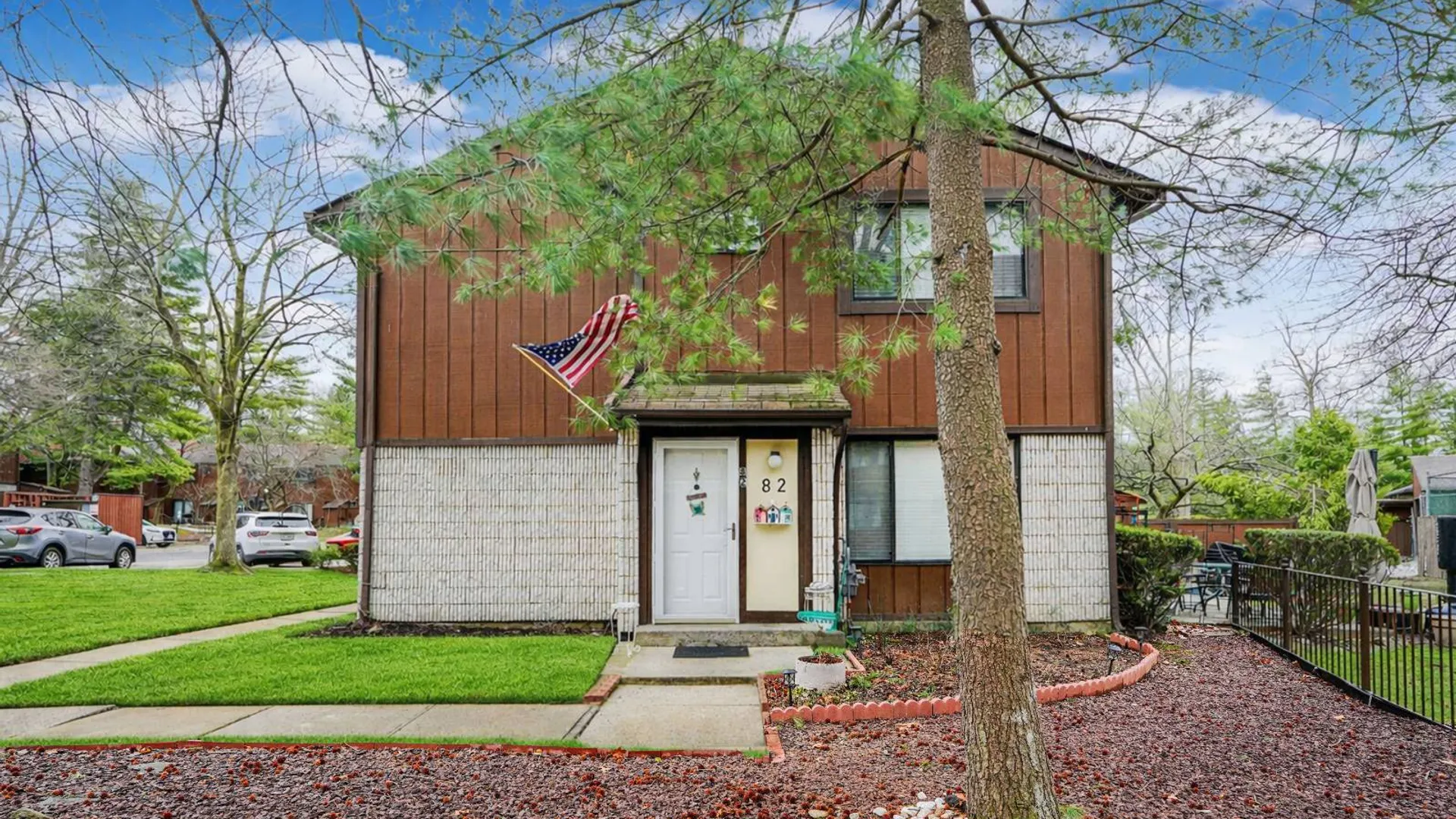 Property at 82 Belmar Dr W, Staten Island, NY 10314 4