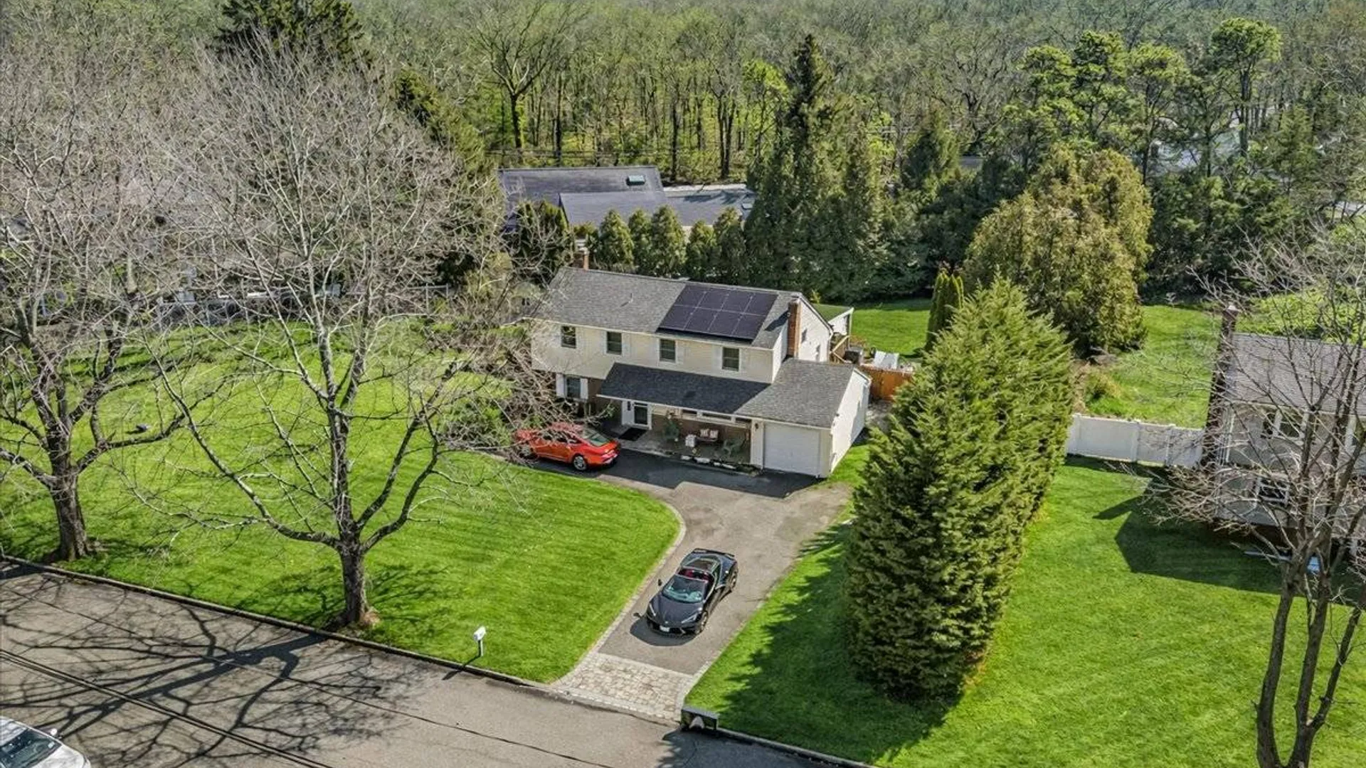Property at 4 Andover Pl, Huntington, NY 11743 2