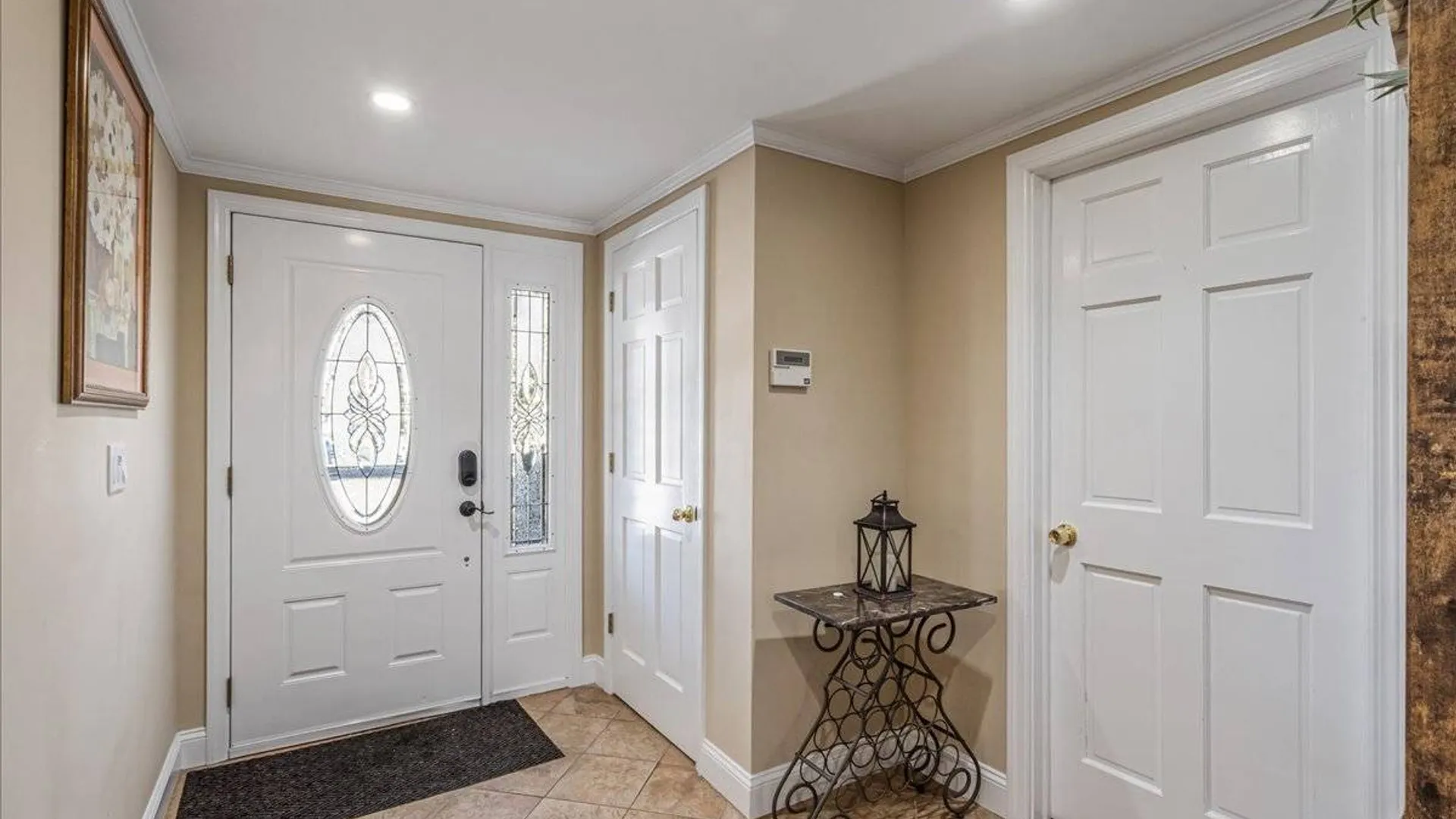 Property at 4 Andover Pl, Huntington, NY 11743 4
