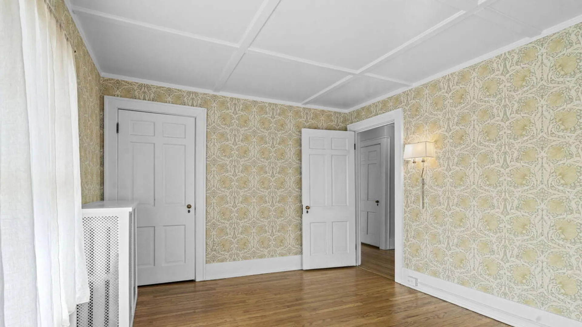Property at 39 Fifth Avenue, Saratoga Springs, NY 12866 26