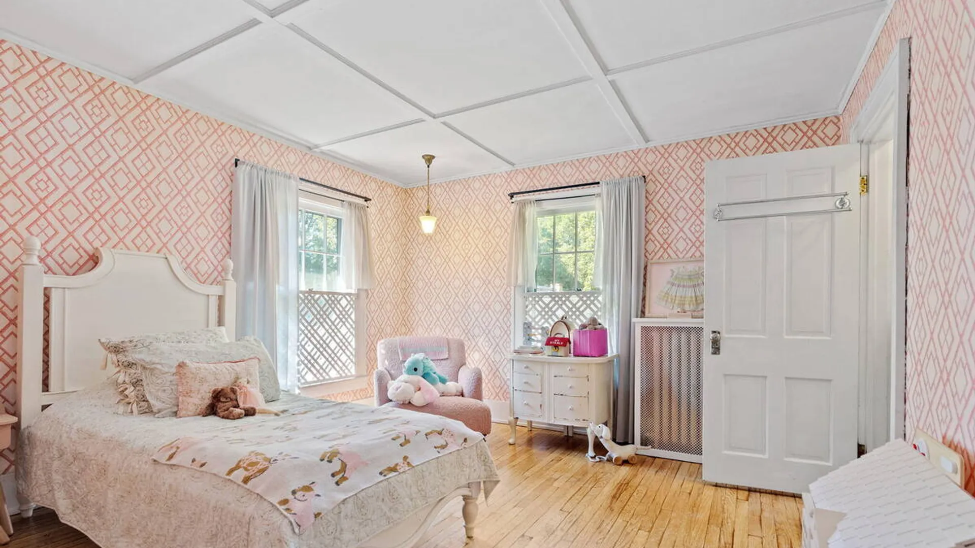 Property at 39 Fifth Avenue, Saratoga Springs, NY 12866 45