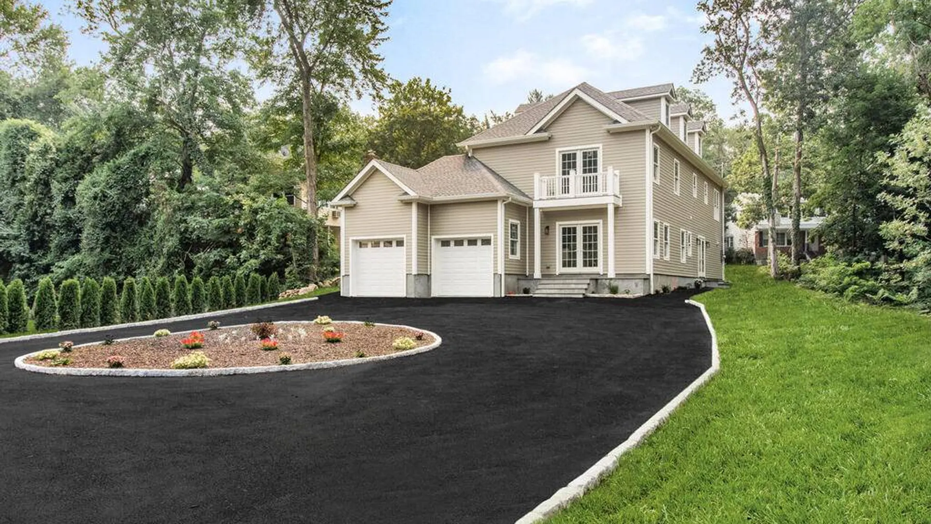 Property at 1 Kewanee Road, New Rochelle, NY 10804 3