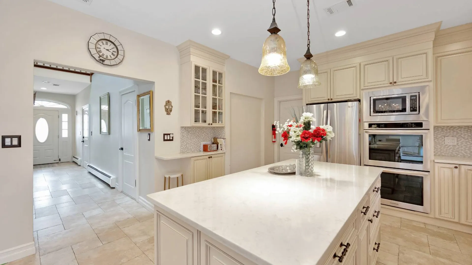 Property at 708 Park Lane, Cedarhurst, NY 11516 5