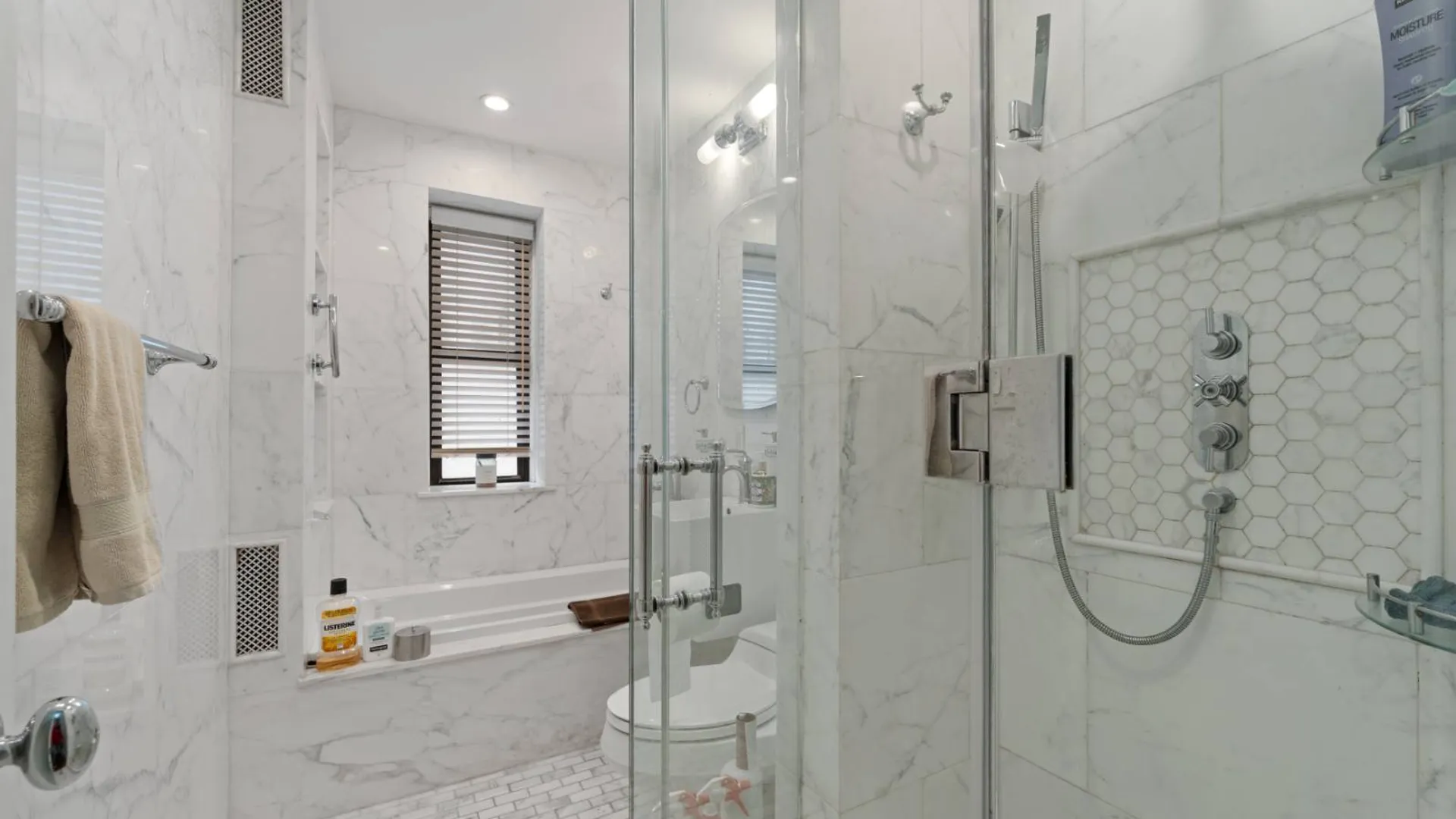 Property at 83-44 Lefferts Blvd, Kew Gardens, NY 11415 15