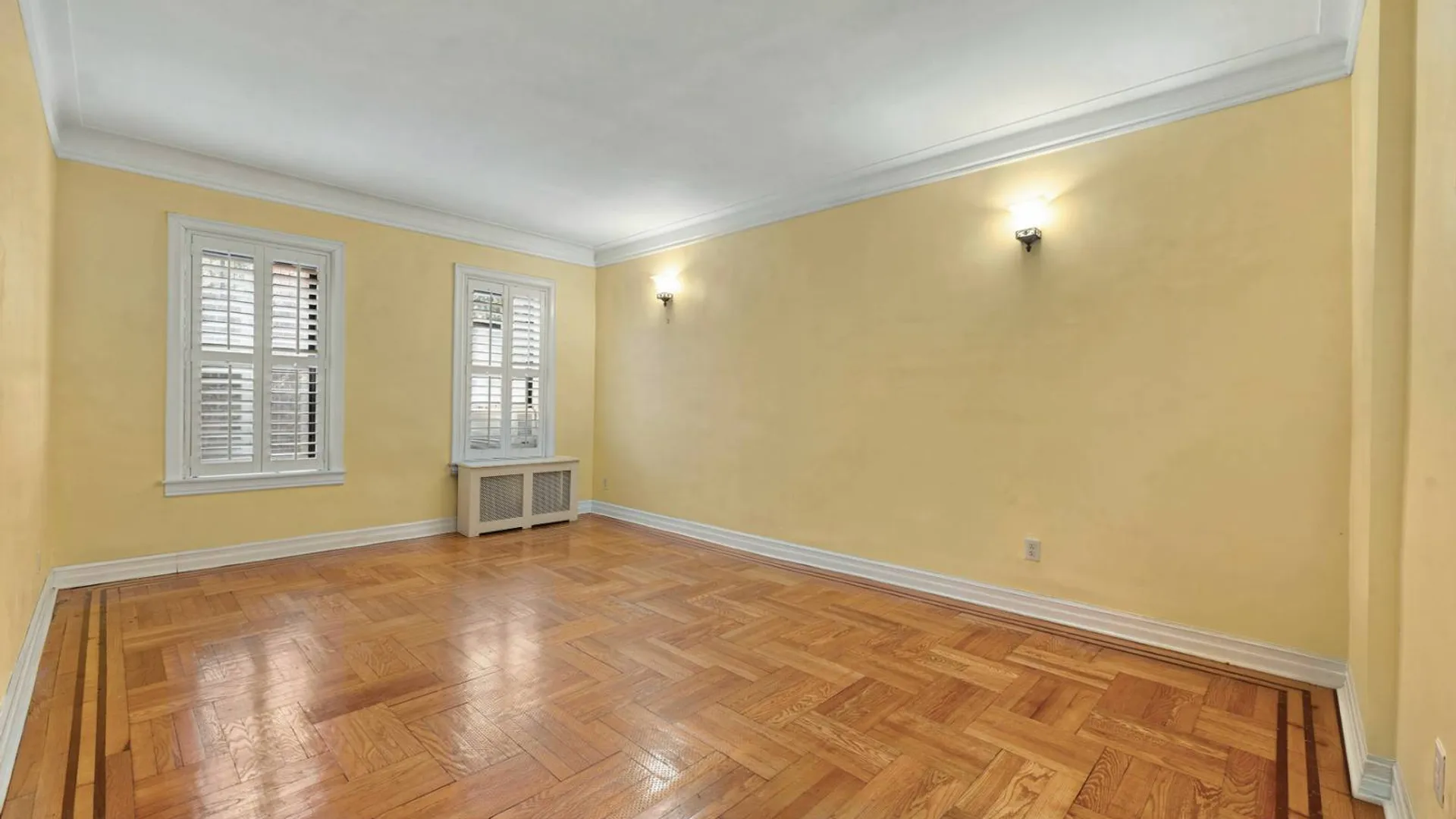 Property at 83-44 Lefferts Blvd, Kew Gardens, NY 11415 4
