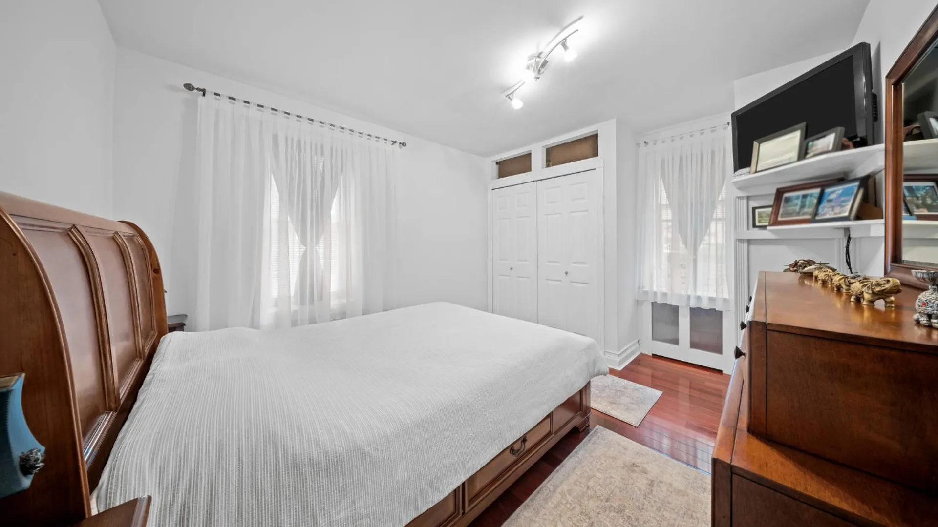 Property at 10807 65th Rd, Forest Hills, NY 11375 17