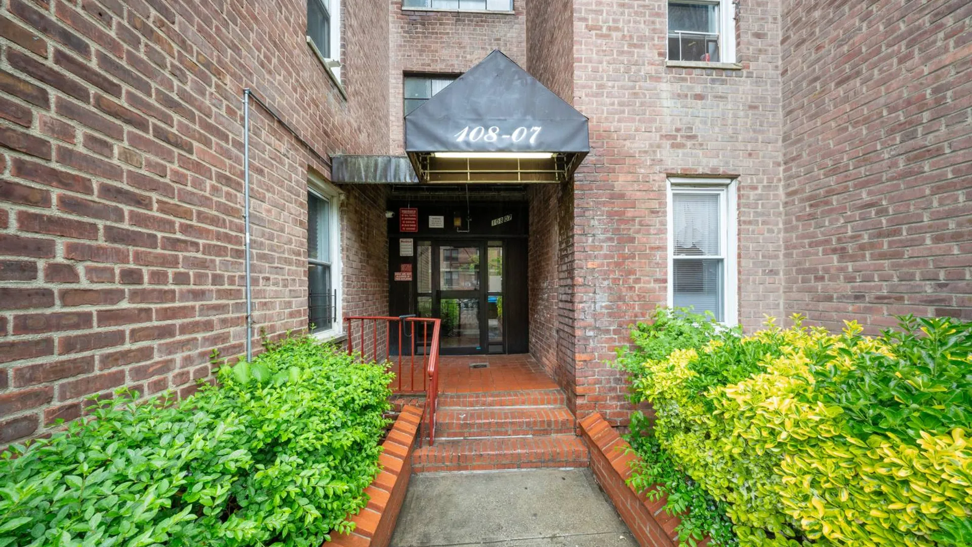 Property at 10807 65th Rd, Forest Hills, NY 11375 32