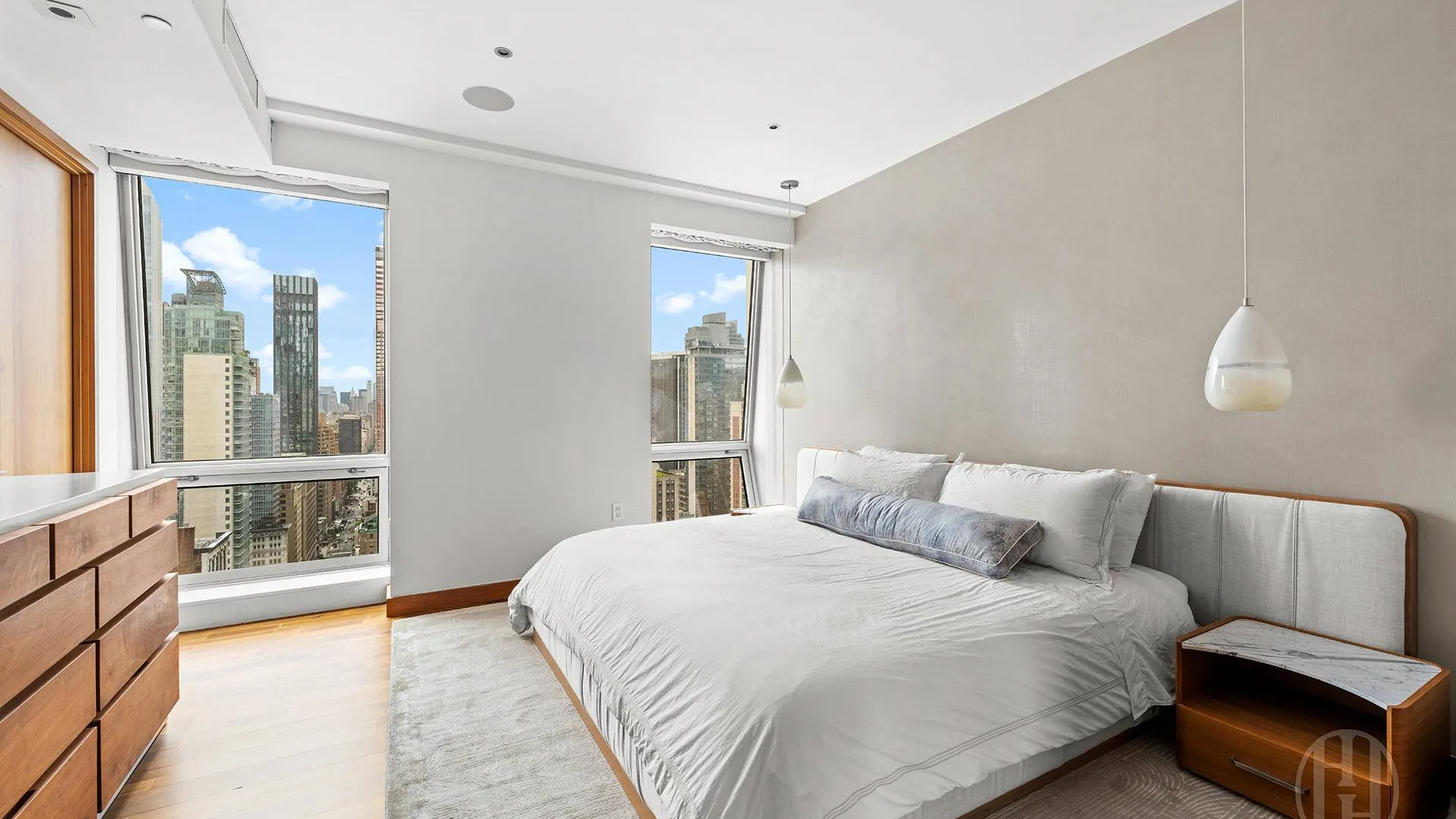 Property at 400 Fifth Avenue, New York, NY 10016 14